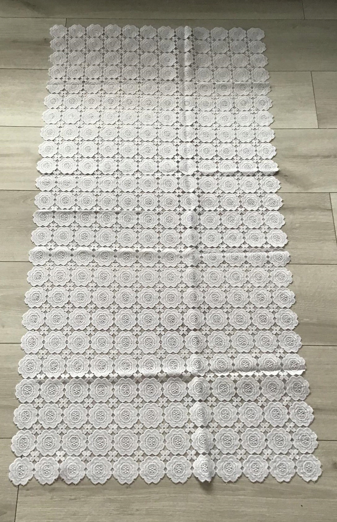 Obrus Z Gipiury Biały Cały Koronkowy 130 x 180 cm Długość 180 cm