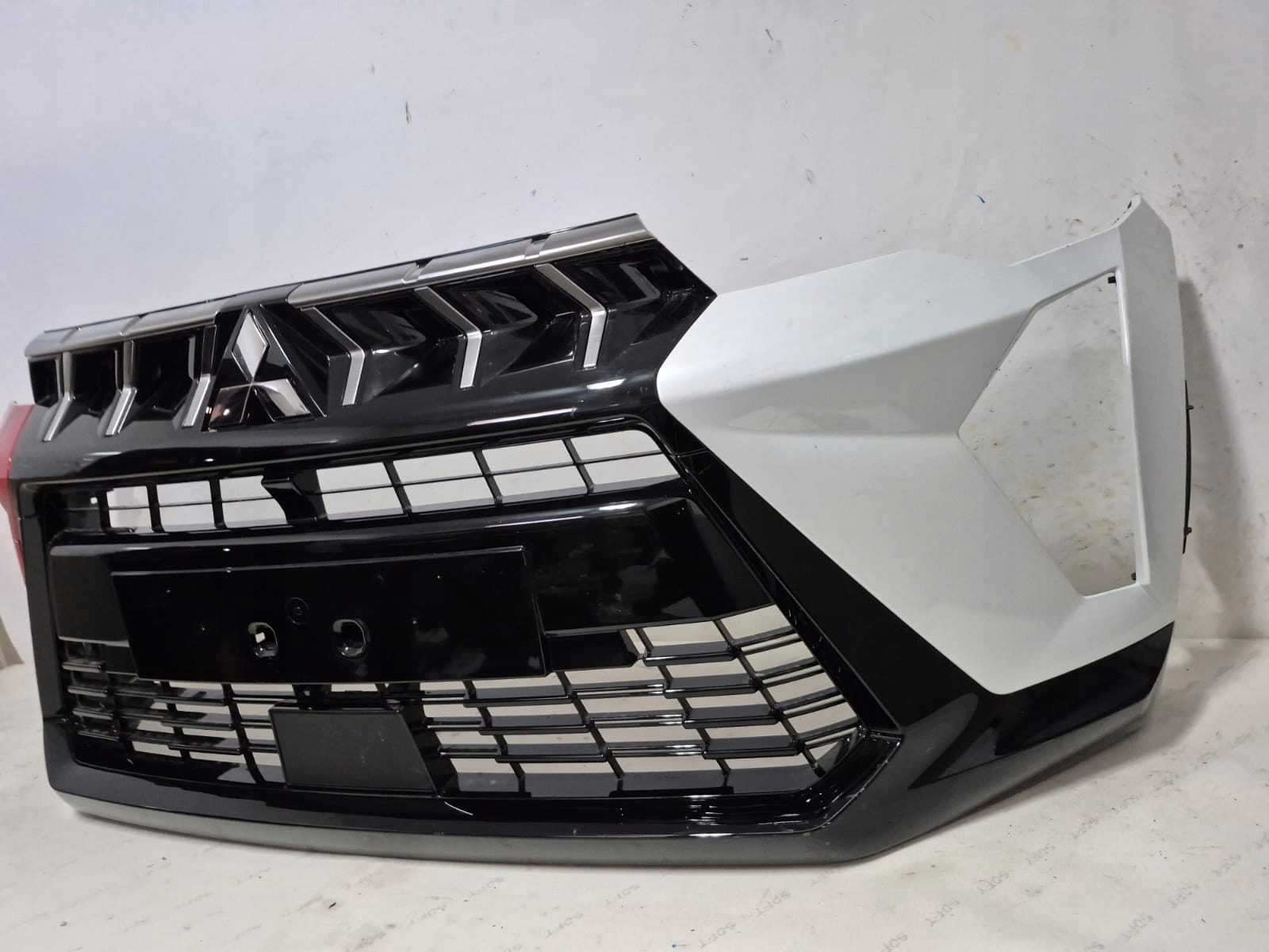 MITSUBISHI ASX II LIFT 24- bumper front front grill 622541496R