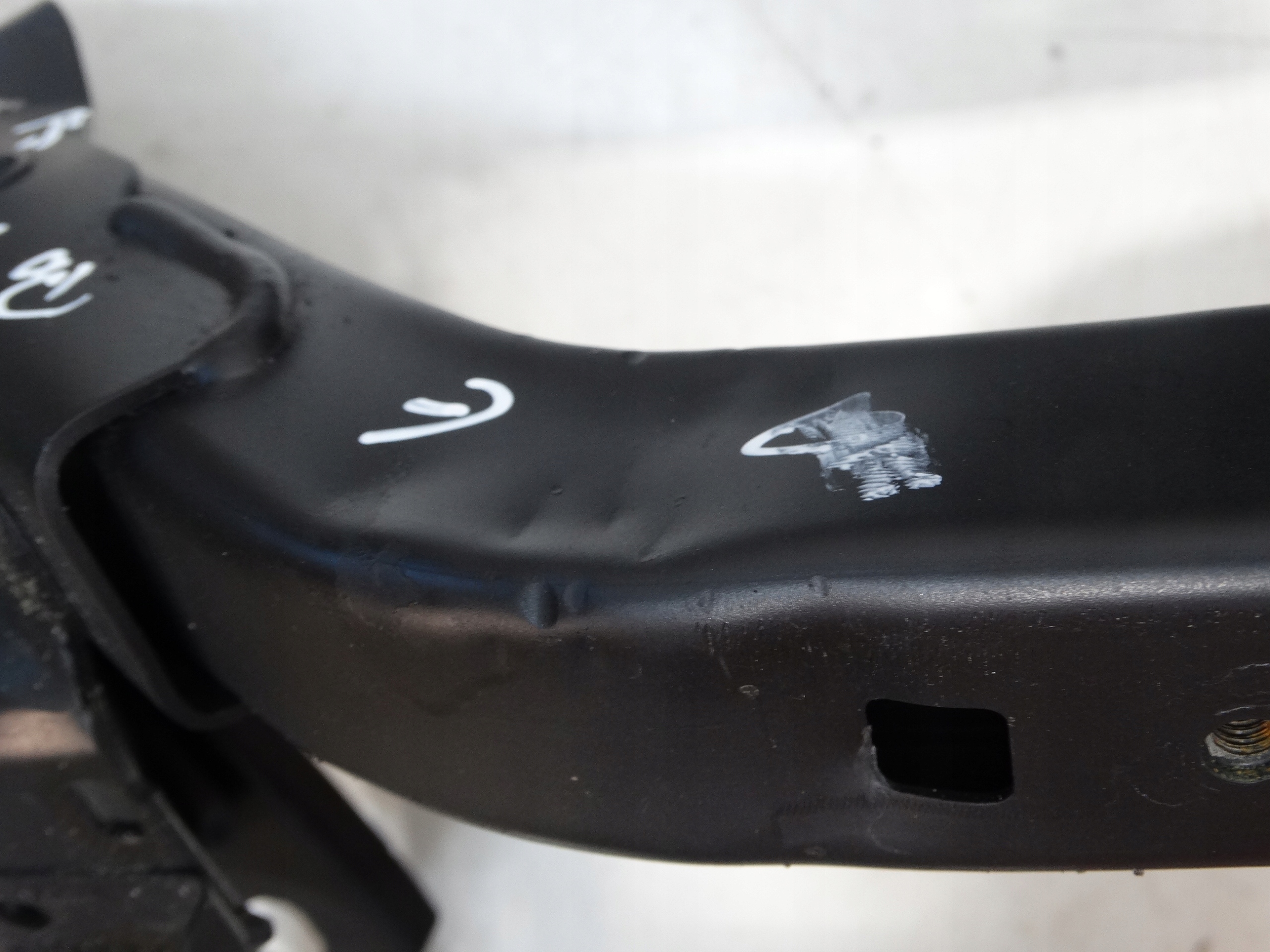support panel for radiators front pillar AMAROK II RANGER IV MB3B-16860-AA