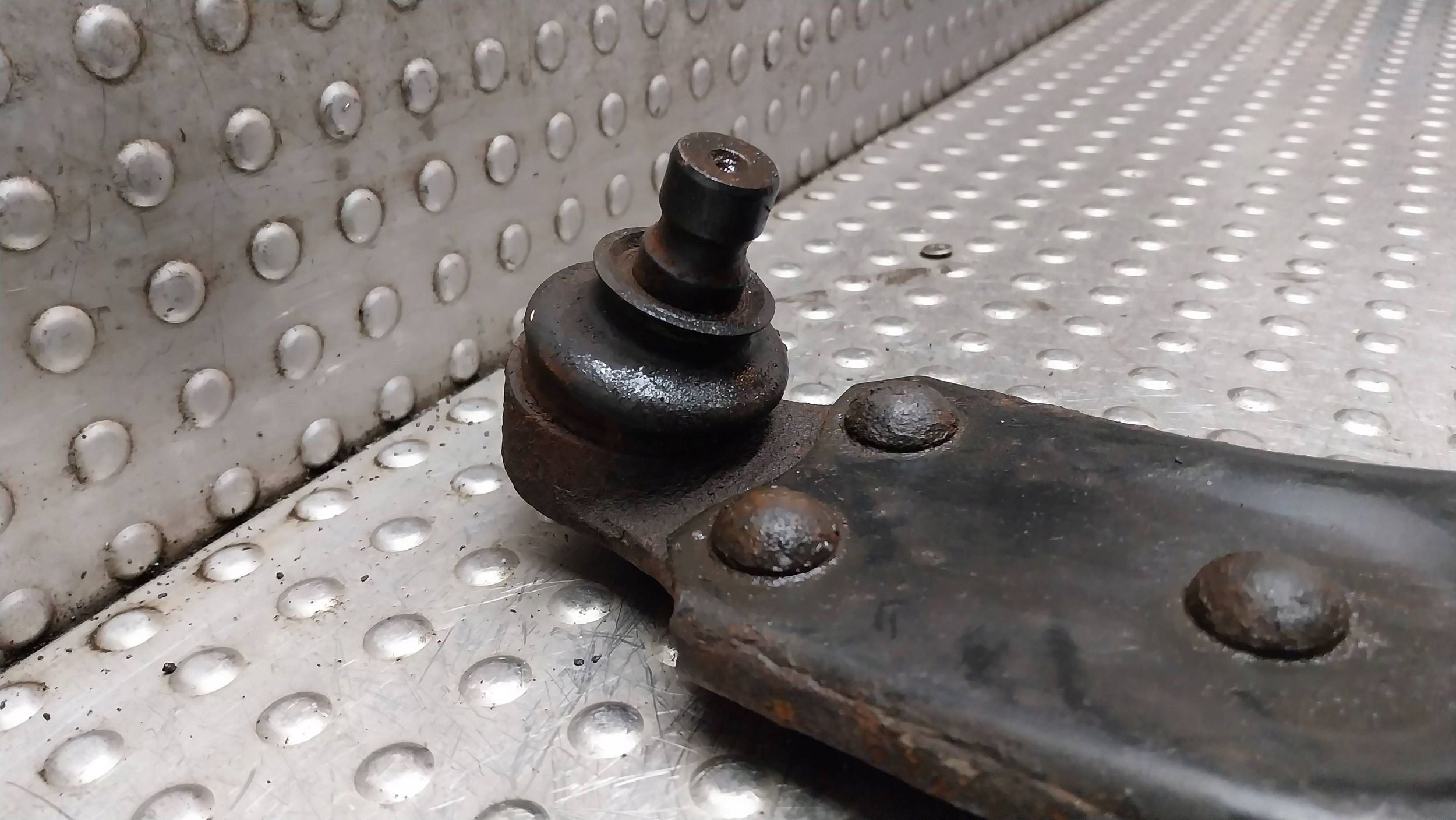 arm right front 2M51-3042-BE FORD FOCUS MK1