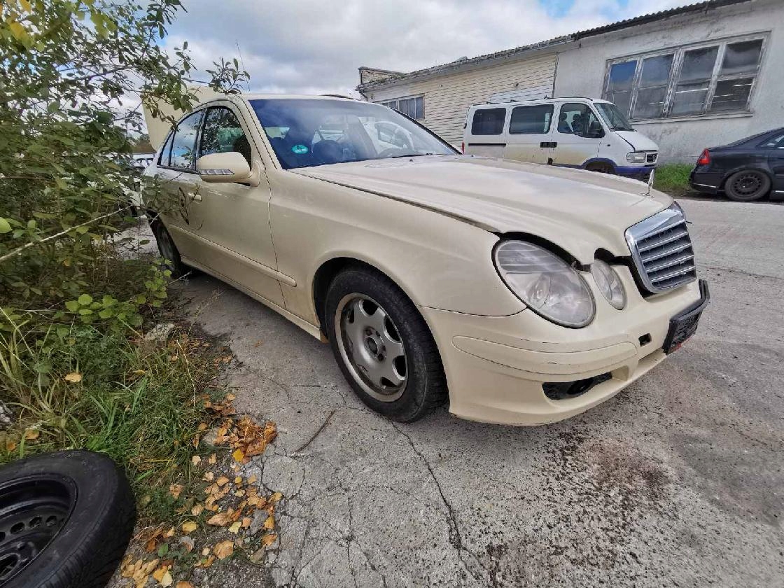 mercedes-benz шланг интеркулера 2009 2.2л