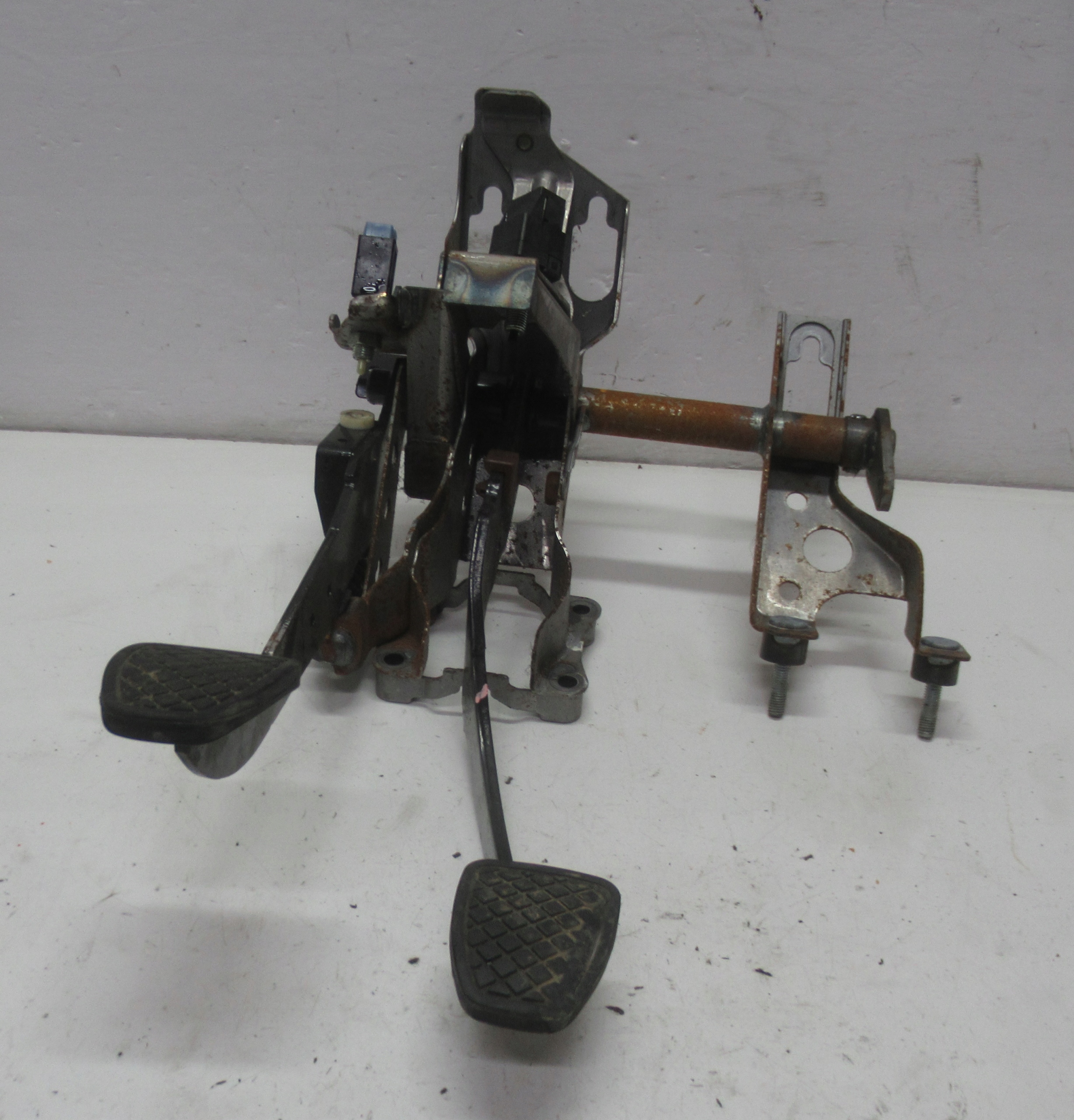SUBARU XV 2.0 D PEDAL Bremse der Kupplung