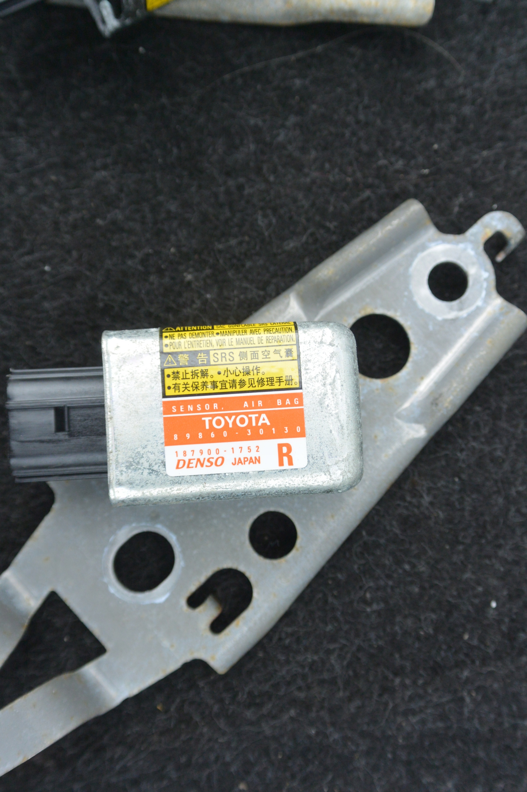 CAPTEUR CHOC SENSOR MODULE LEXUS GS III MK3 DROITE GAUCHE KOMPLET