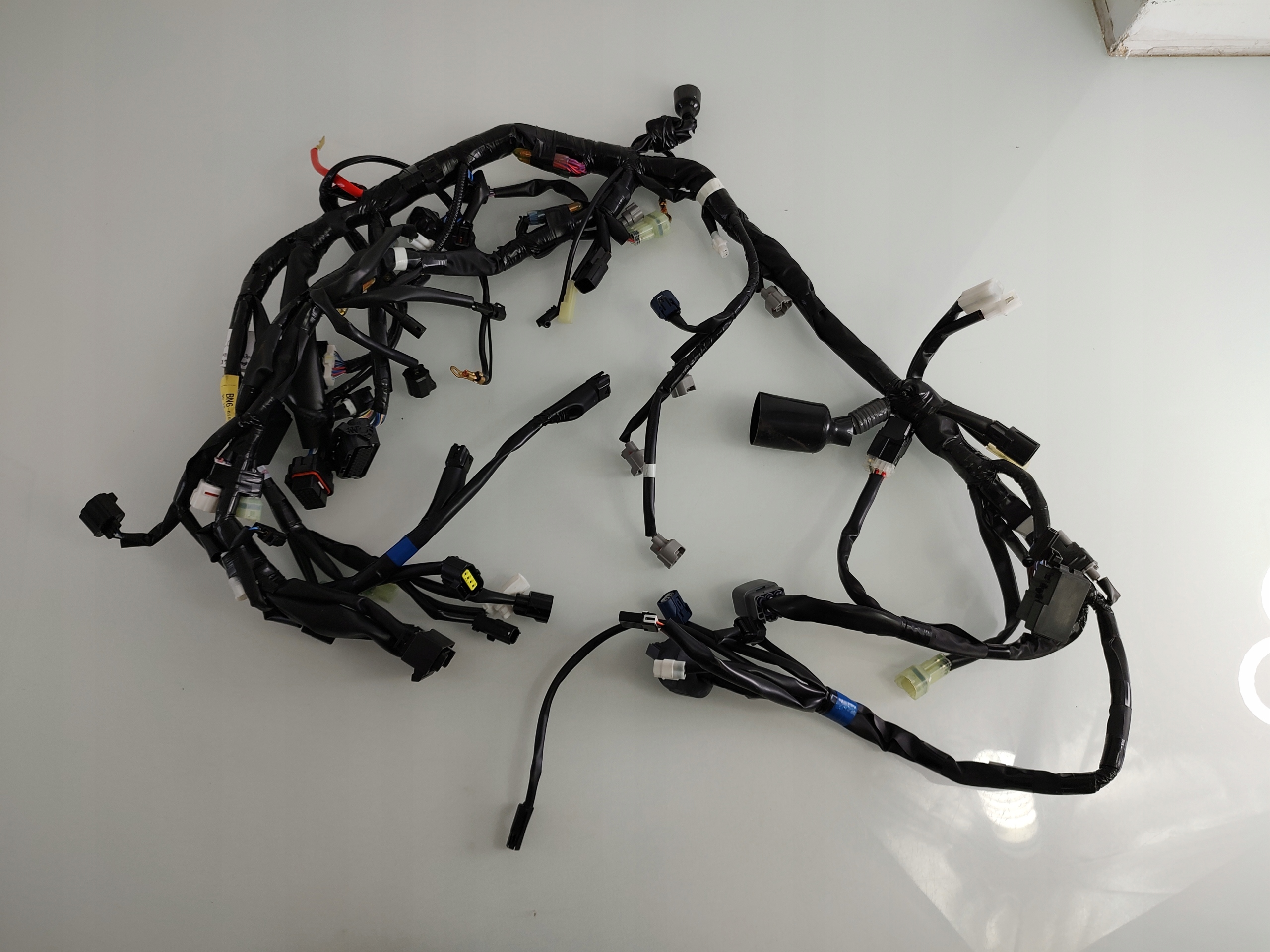 BN6-82590-01 - G512 YAMAHA R6 RJ27 жгут проводов кабели