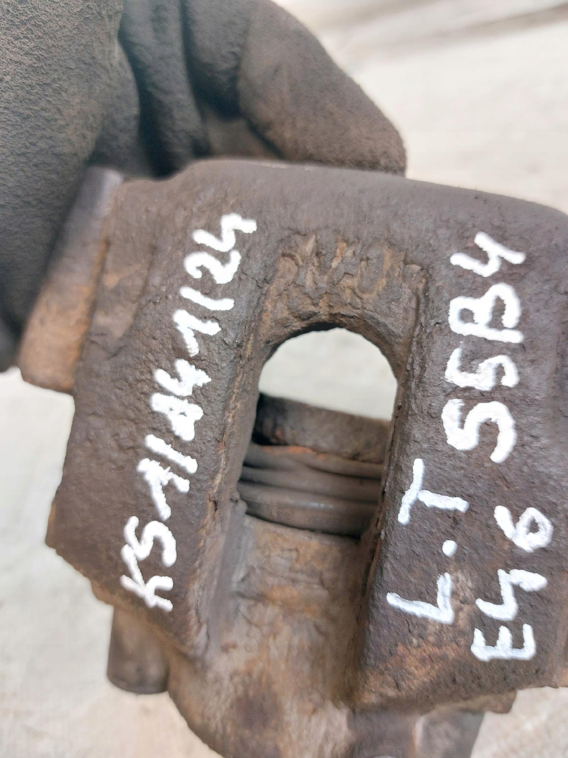 caliper brake left rear part BMW E46 2.0B R4 143KM