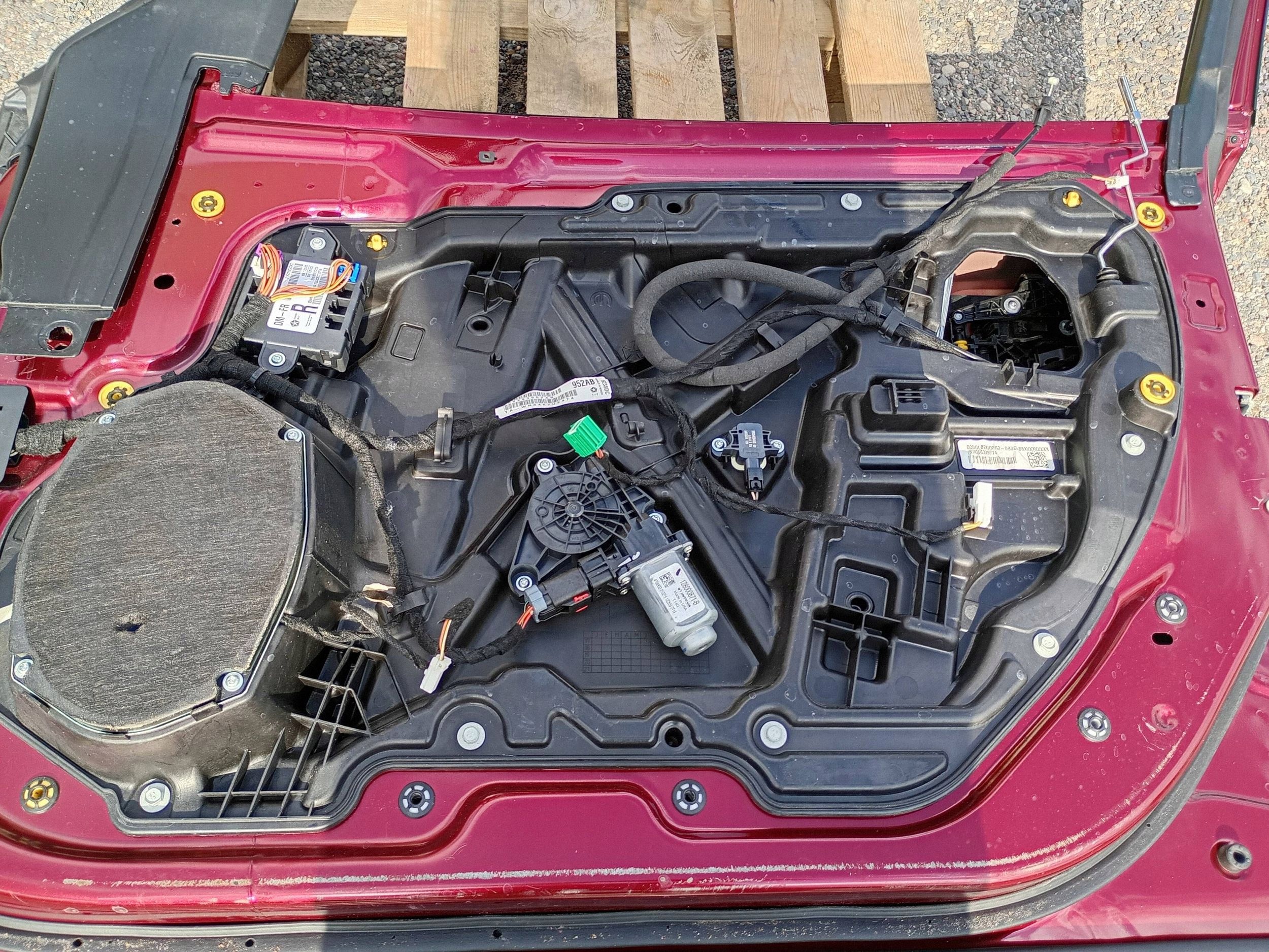 door front right right front Dodge Charger 2015