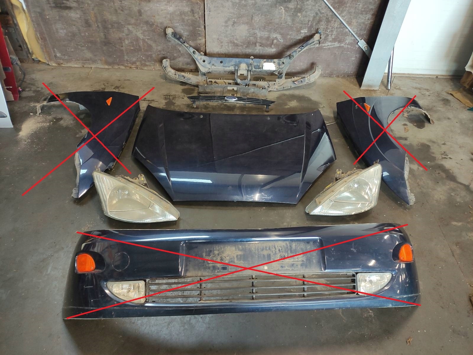 bonnet + lights + support panel for radiators FORD FOCUS MK1 H8