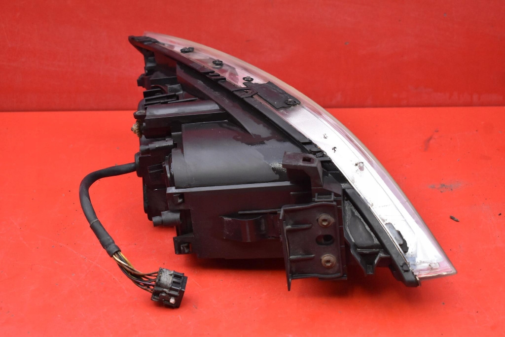 REFLEKTOR left light front XENON EU 1S71-13006-CJ FORD MONDEO MK3 00-03