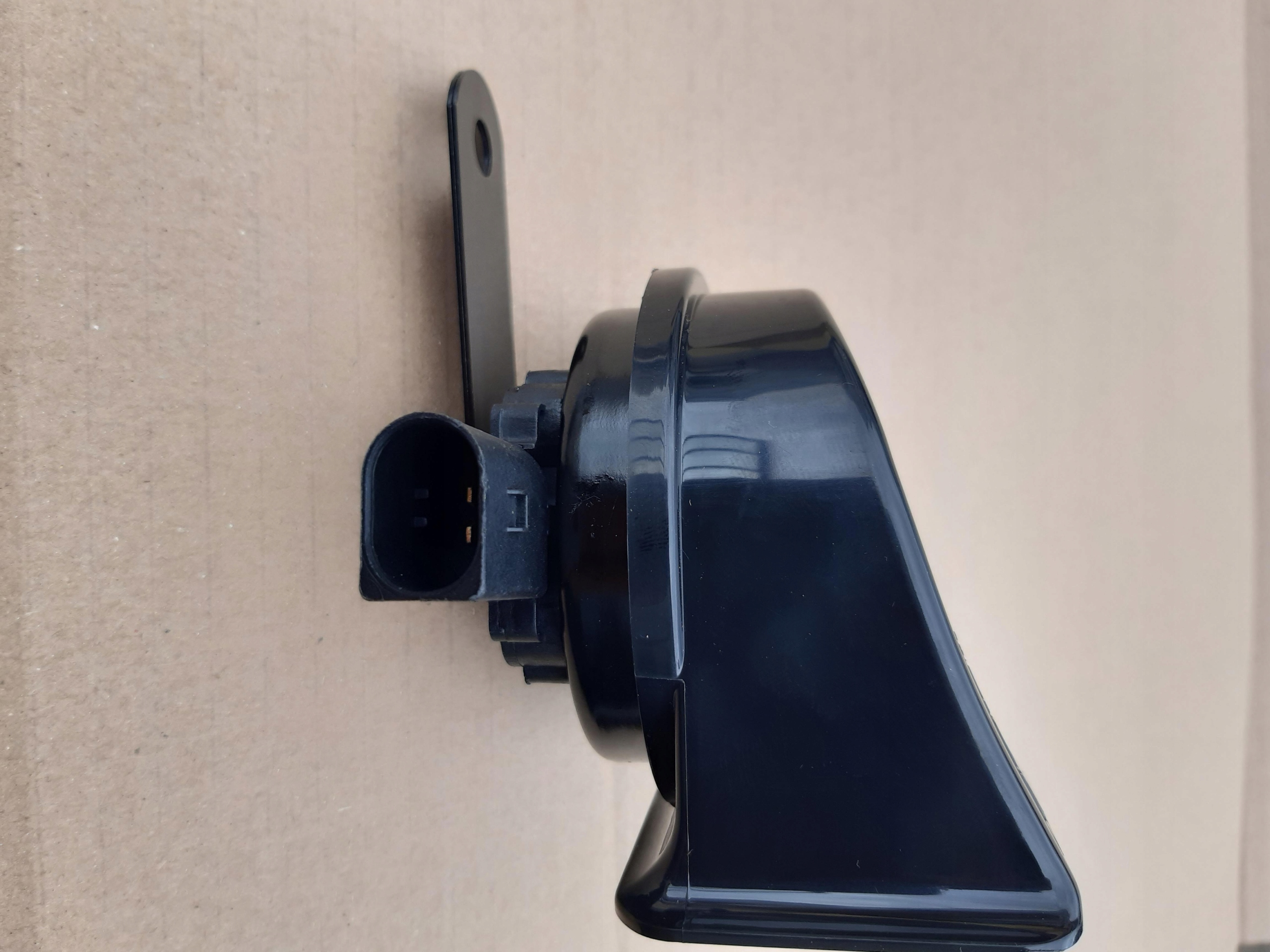 KLAKSONY SYGNAŁ DZWIĘKOWY TOURAN CADDY BORA JETTA Numer katalogowy części S15-011