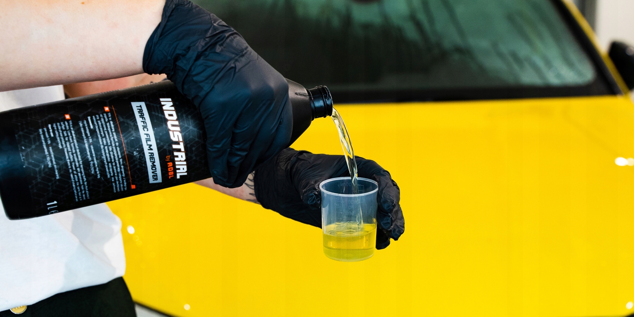 ADBL TFR Industrial Traffic Film Remover Pre Wash Do Mycia Samochodu Aut 5L Waga produktu z opakowaniem jednostkowym 5 kg