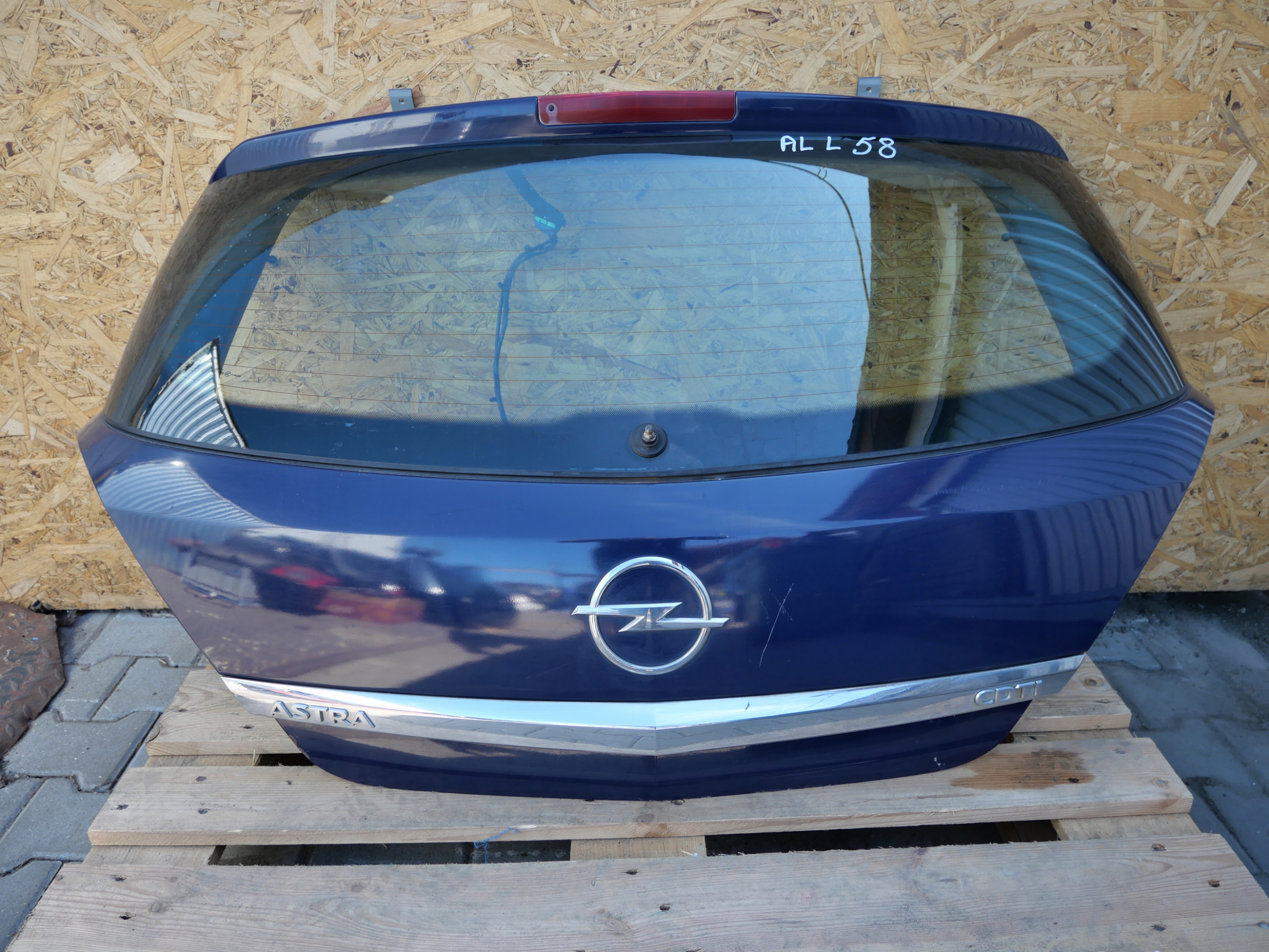 trunk door boot OPEL ASTRA H