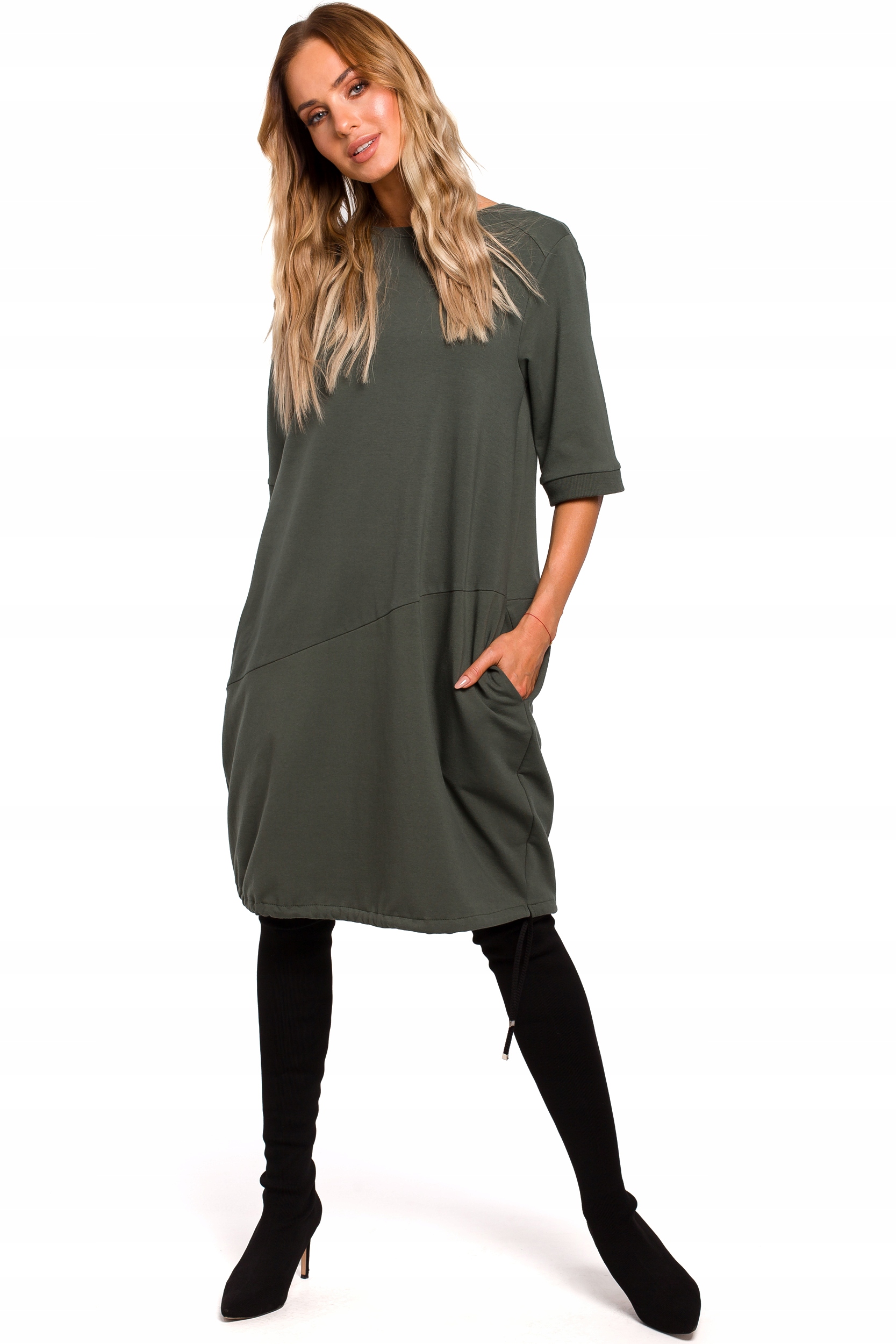 

M451 Sukienka bombka - militarno zielona 42 | XL