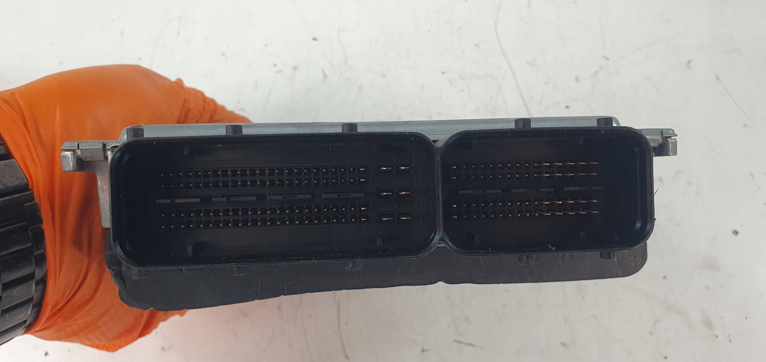 Audi Q5 SQ5 3.0 8R 8r0907551e control unit module ECU computer of the engine