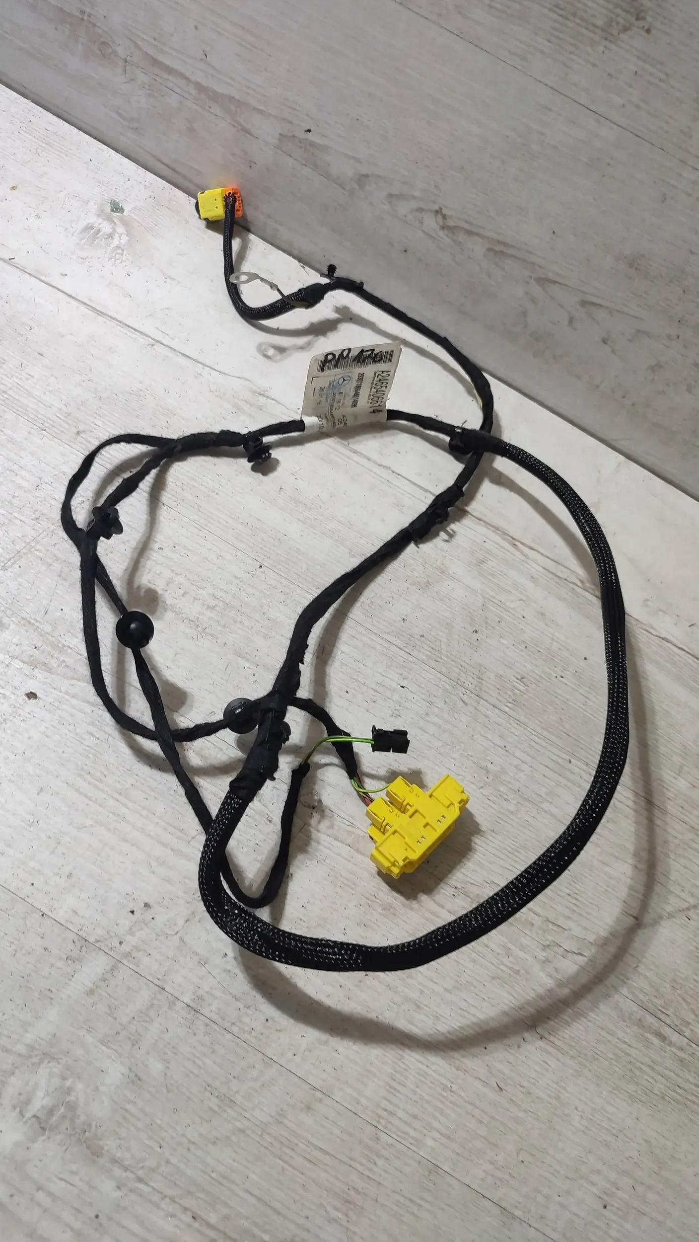 Mercedes-Benz A-classa W176 front side right bundle przewodow door