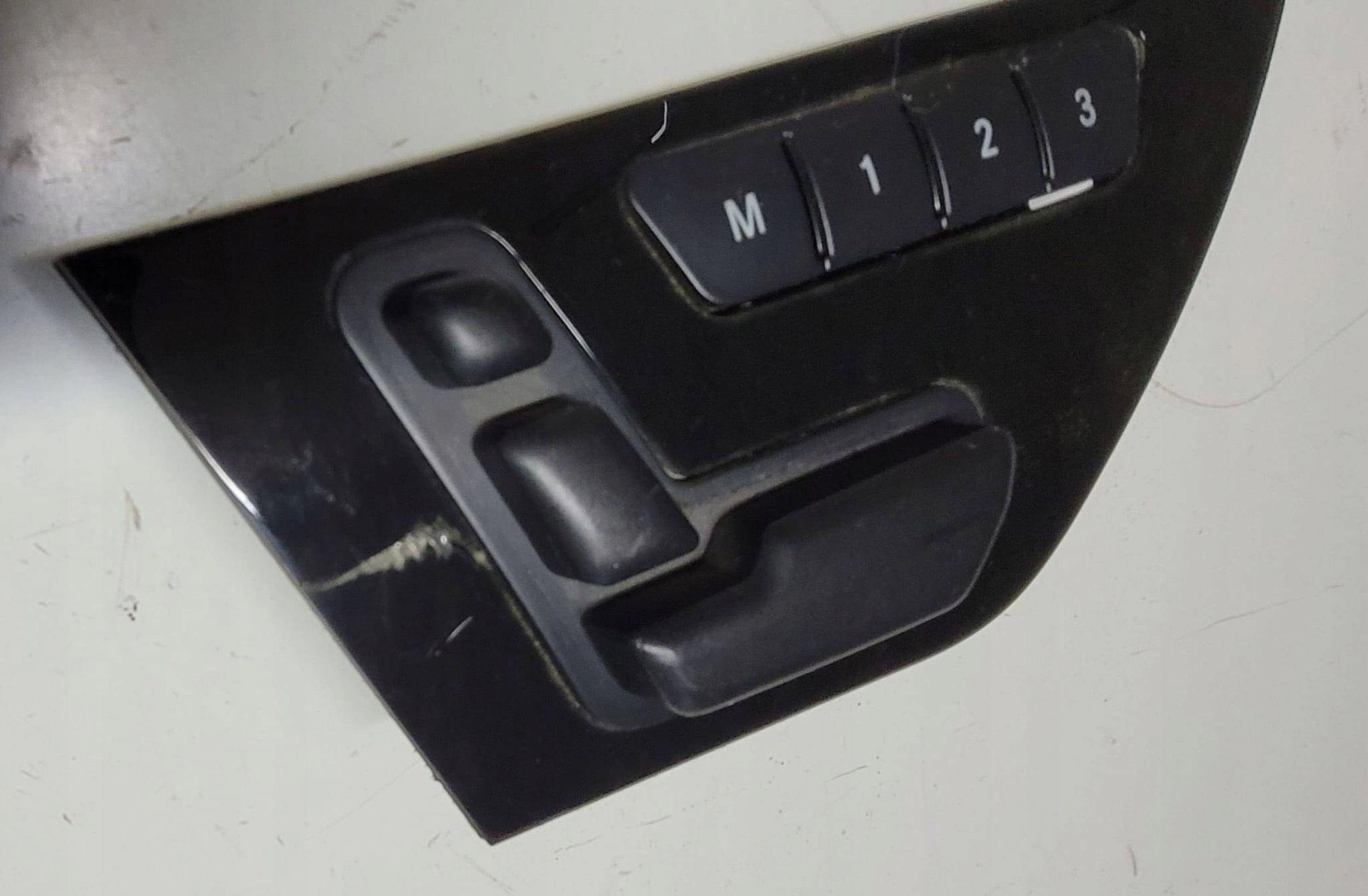 PANEL PAMIECI SITZ rechts Mercedes-Benz E A207 2010