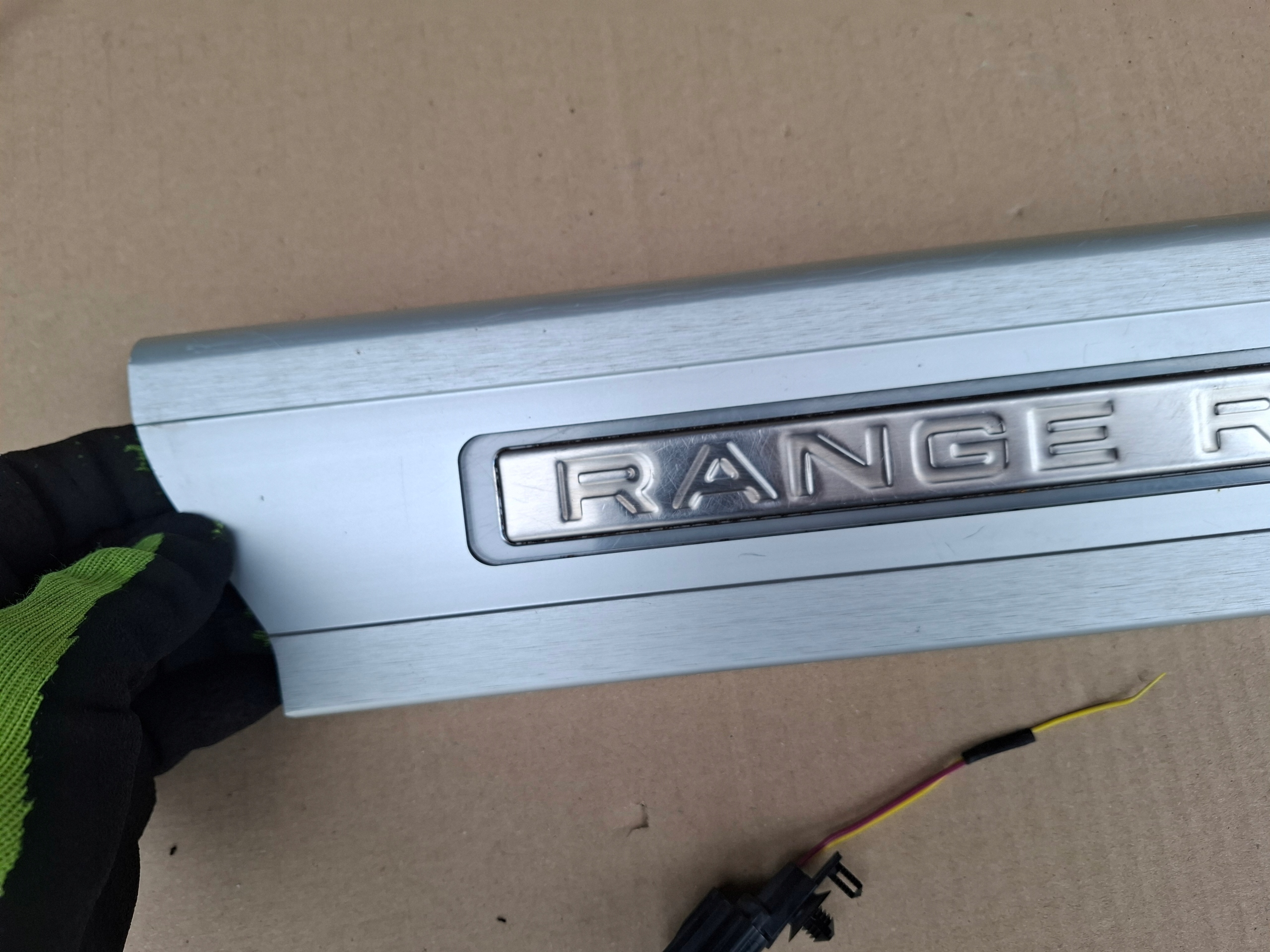left front moulding threshold LAND ROVER RANGE ROVER SPORT II L494 L405