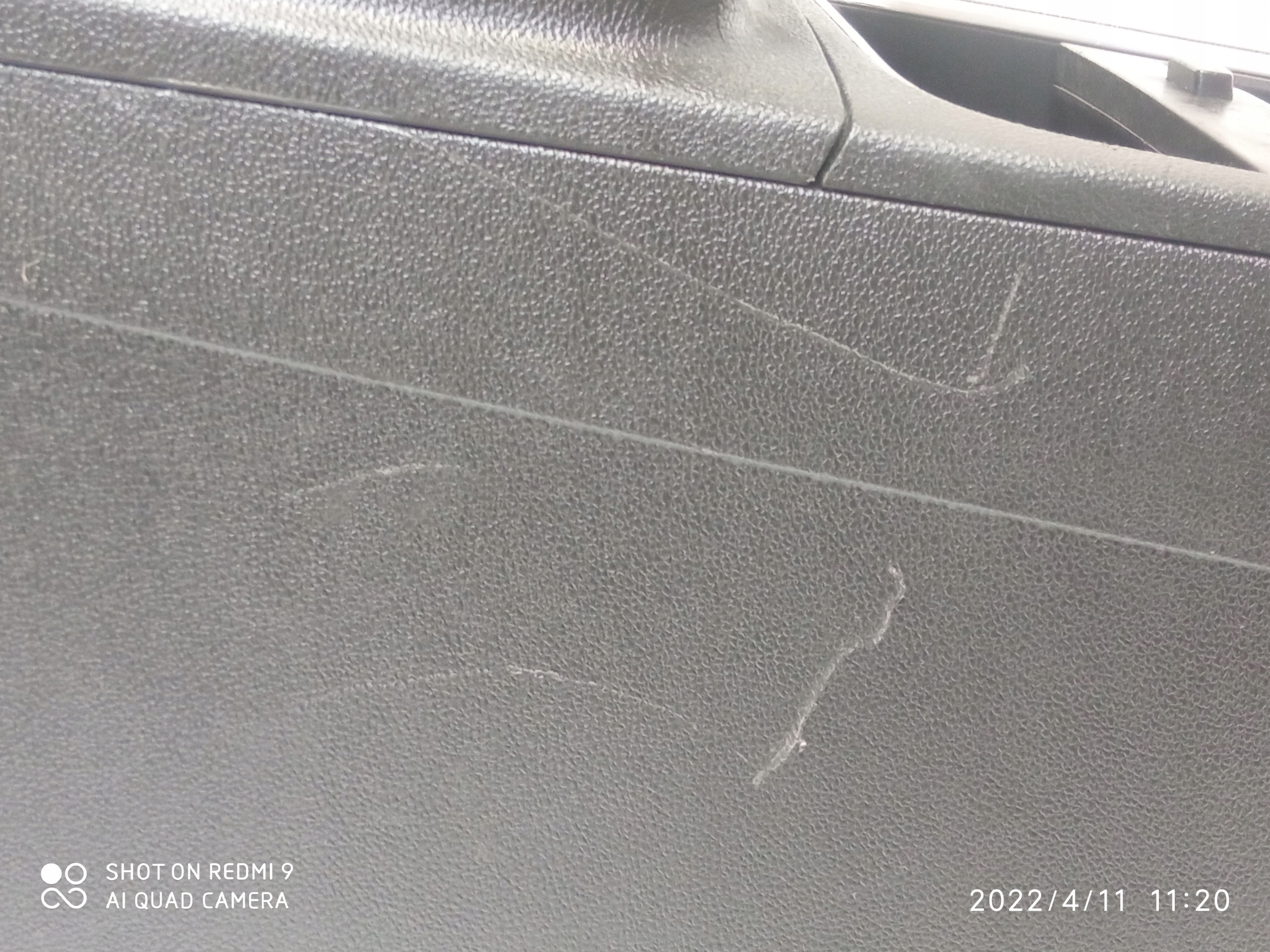 OPEL GRANDLAND X TUNEL central armrest