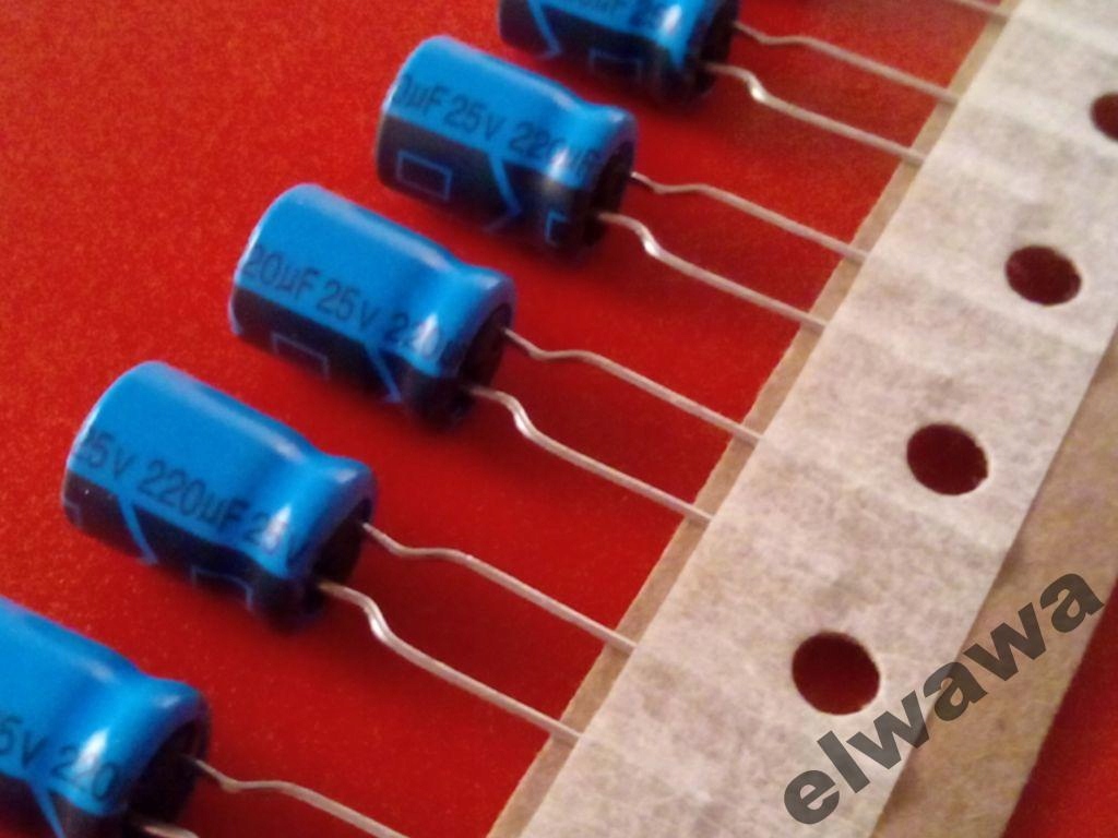 Kondensator el. 220uF 25V LELON REA cena za 100szt