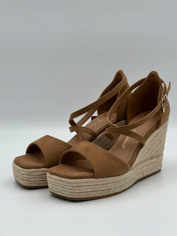 Dámské sandály na platformě Xti S.Ant. Camel boty velikost 39