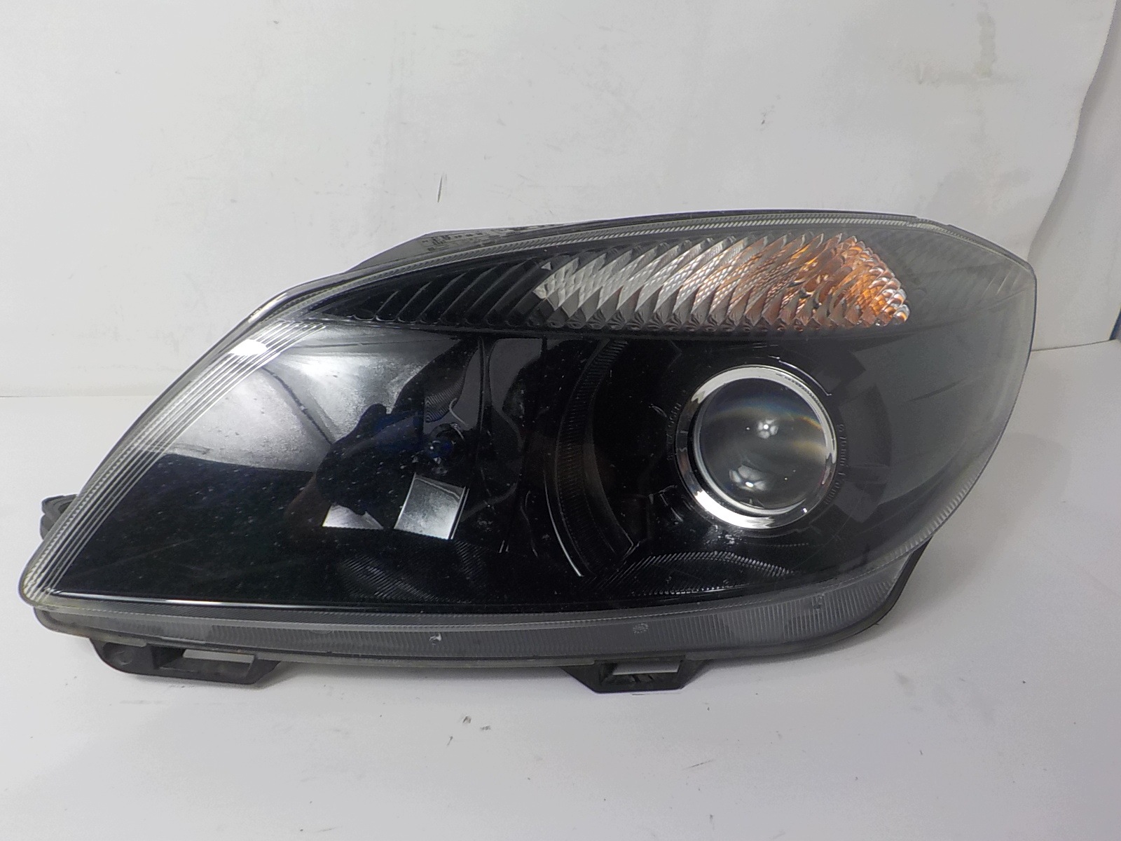 SKODA FABIA II MONTE CARLO light left front front lens UK