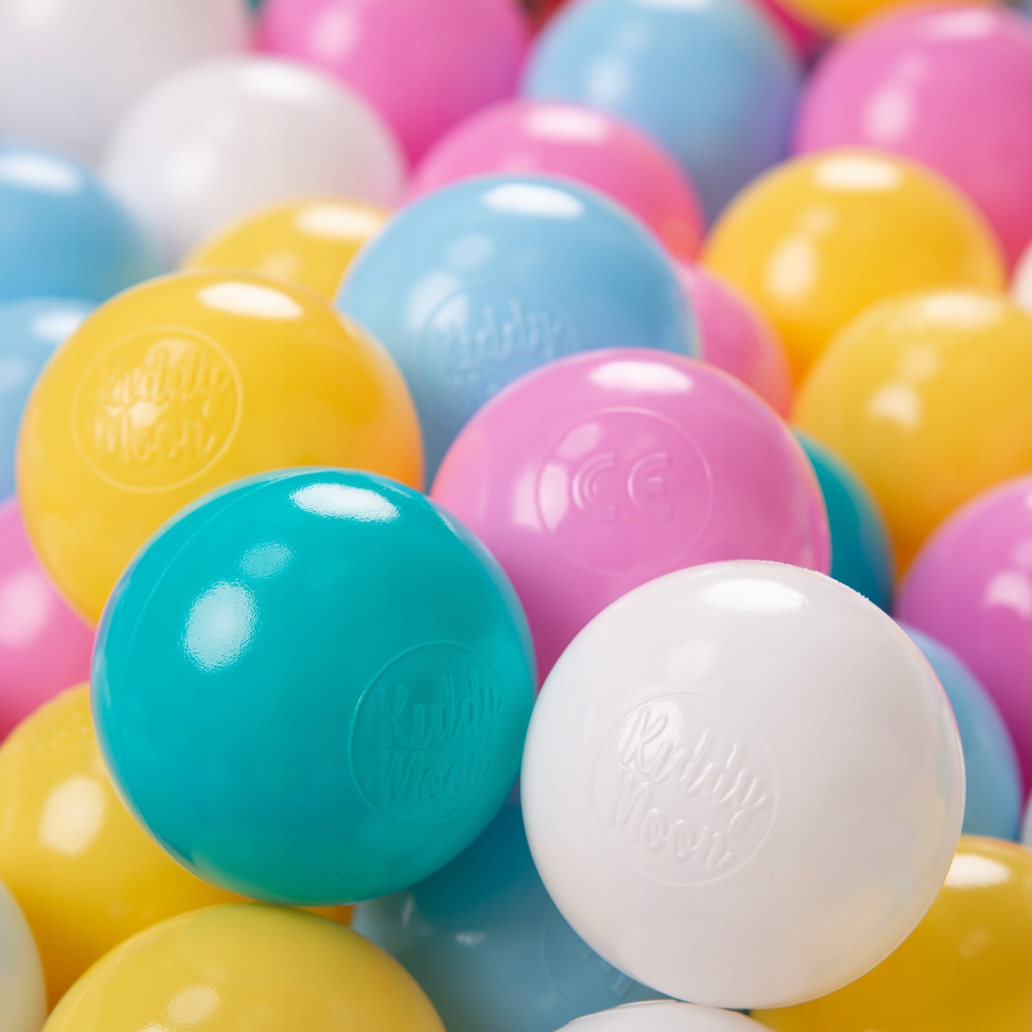 KiddyMoon kolorowe KULKI PIŁECZKI 6cm Zestaw 300 Stan opakowania oryginalne