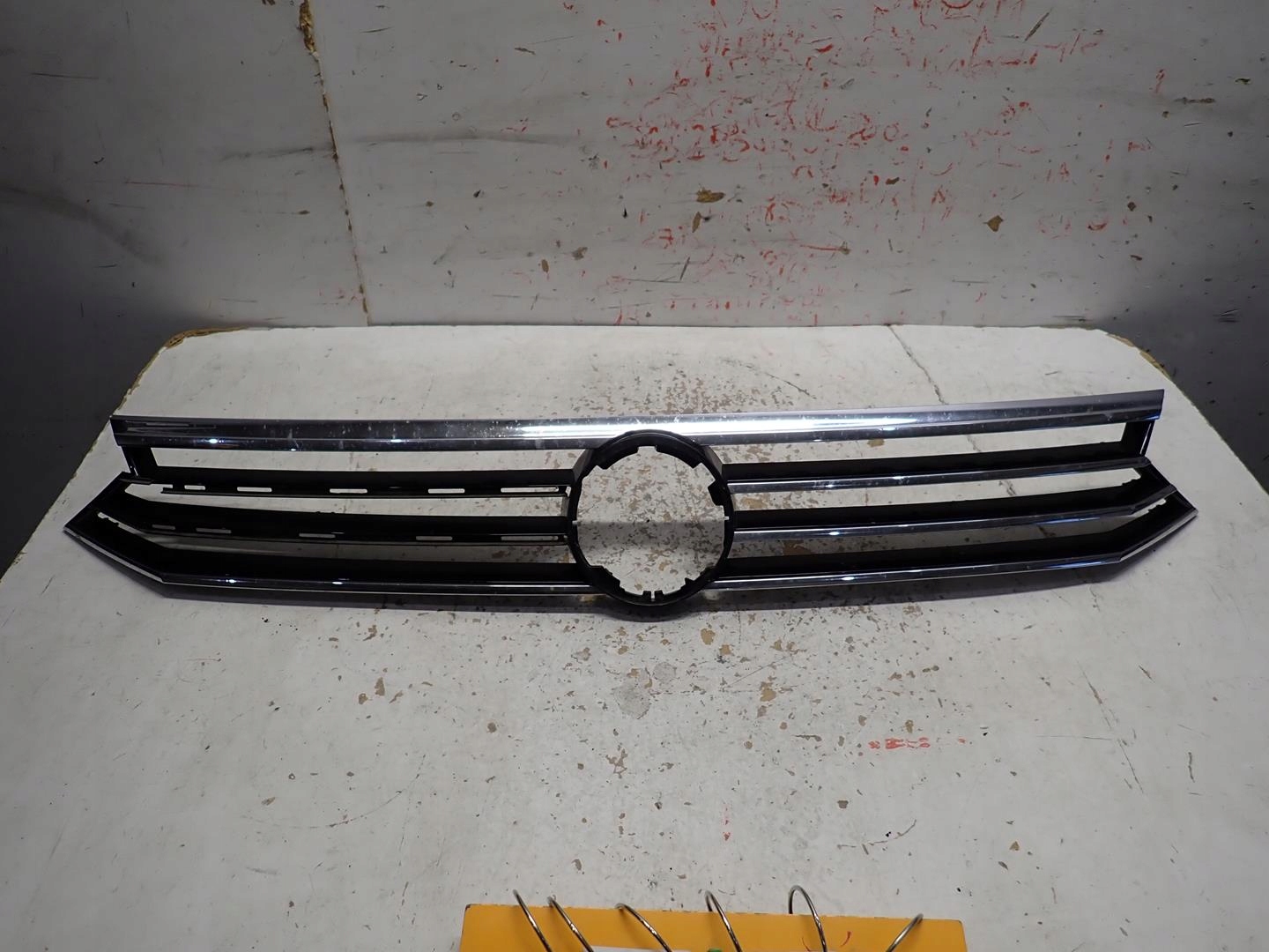 Grill VW PASSAT B8 2014- 3G0853655