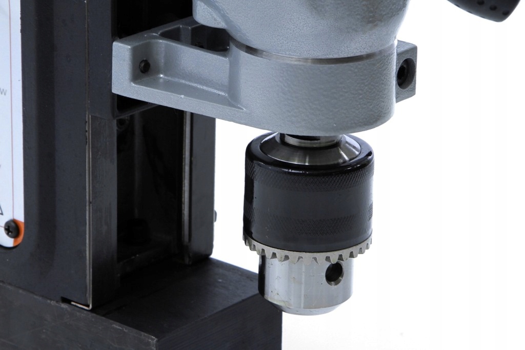 WIERTARKA MAGNETYCZNA STOŁOWA Z MOCOWANIEM MAGNETY Moc 1200 W