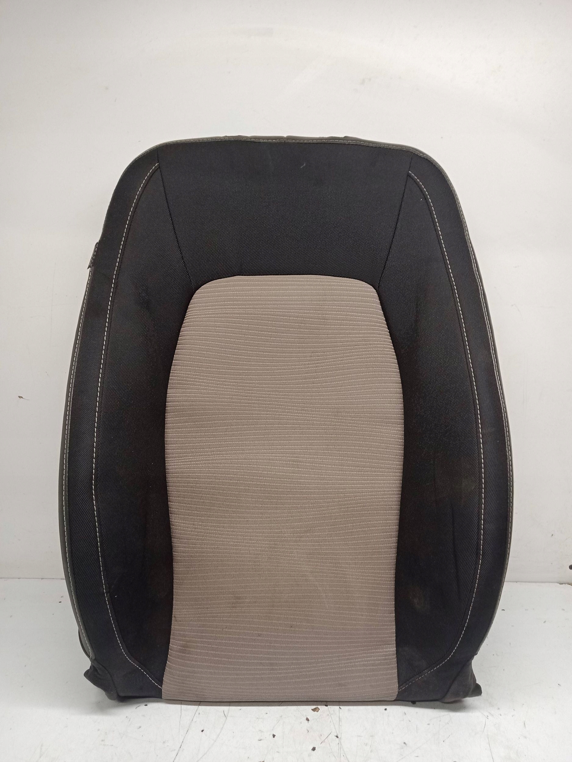 HYUNDAI I10 II OPARCIE seat right front 2013