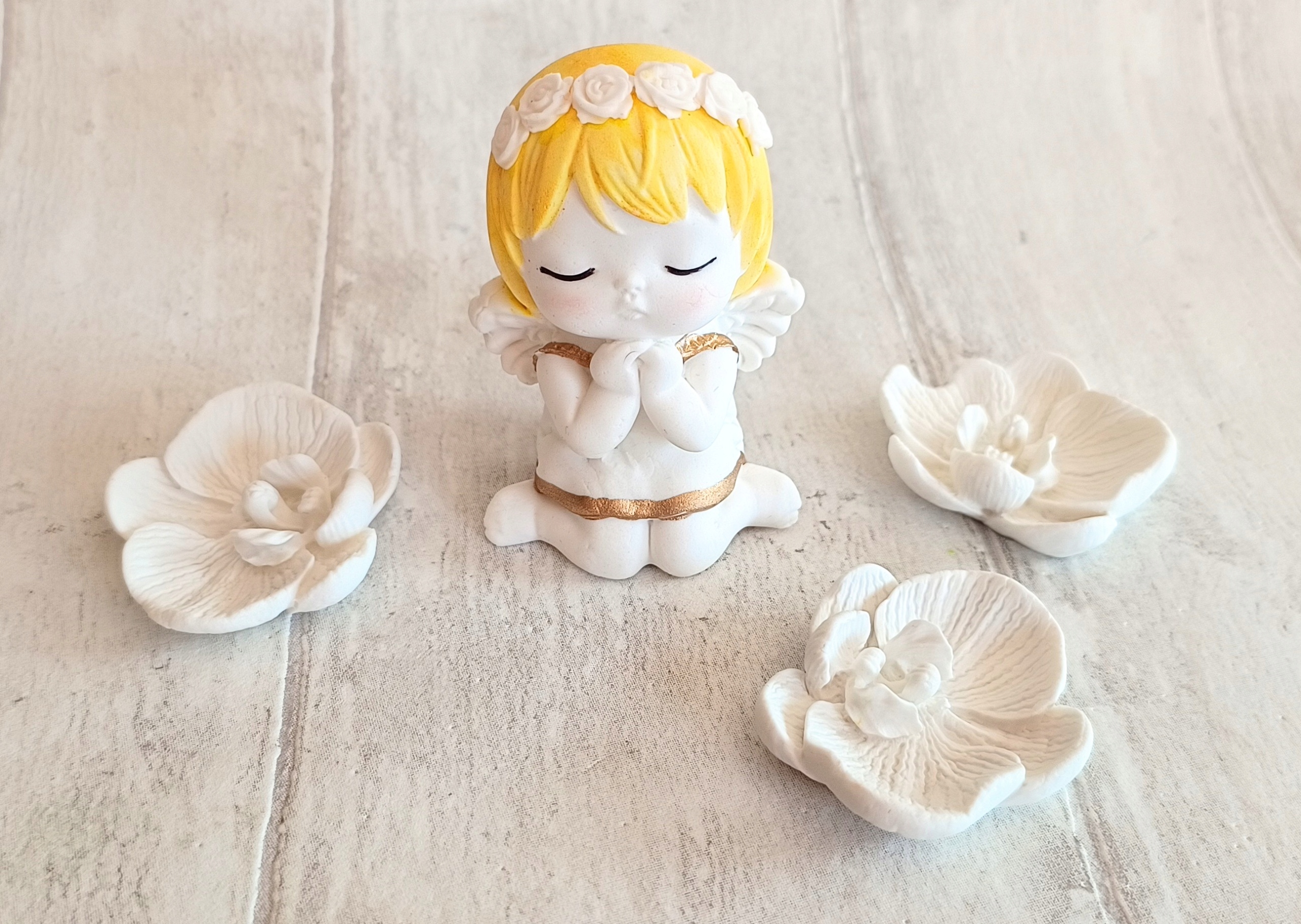 Levně Andělka holčička květiny Dekorace z cukrové hmoty Sada