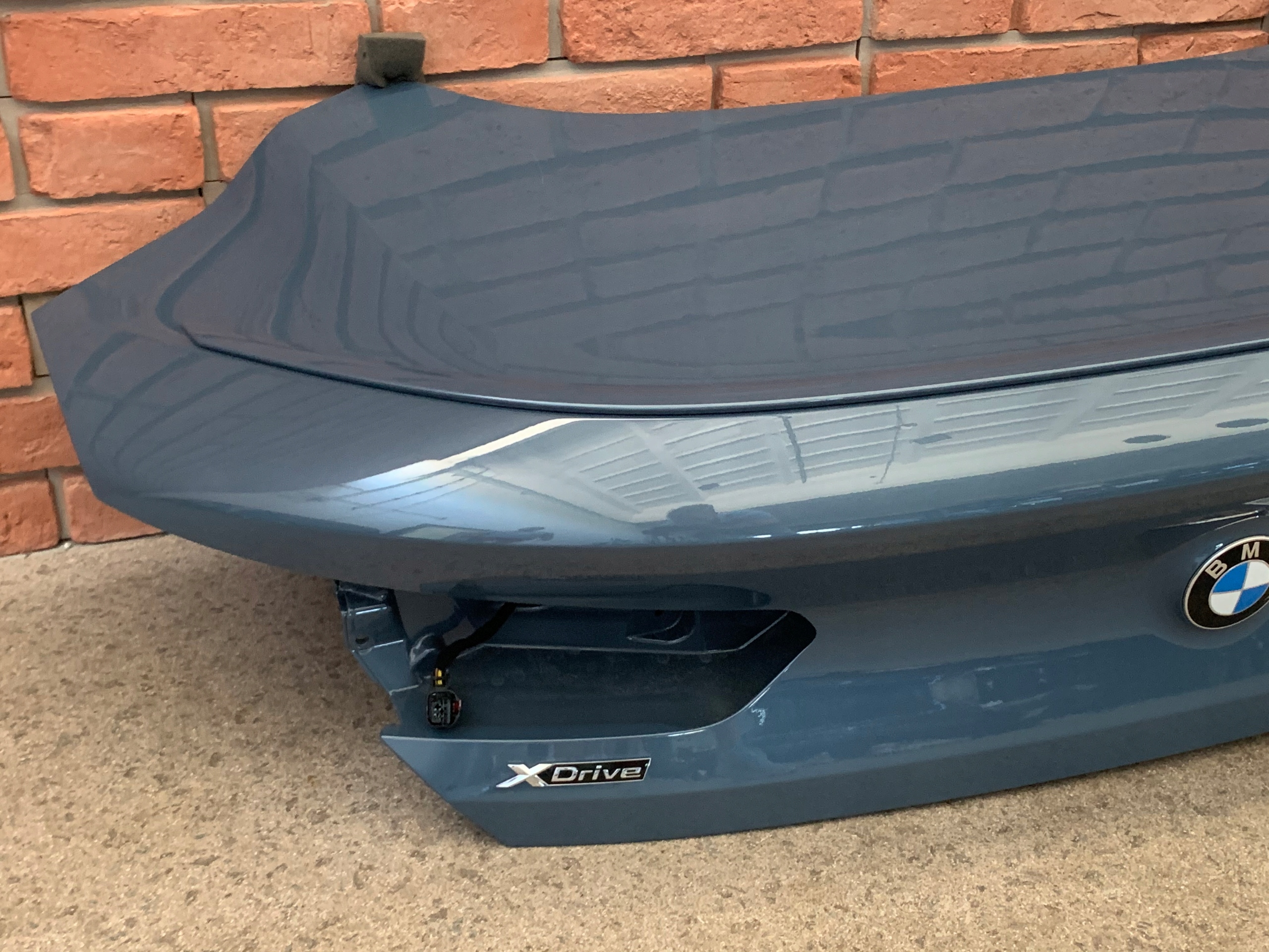 BMW M8 F92 G15 KLAPA BAGAŻNIKA KOMPLETNA KOLOR C38 Numer katalogowy części 41007417229