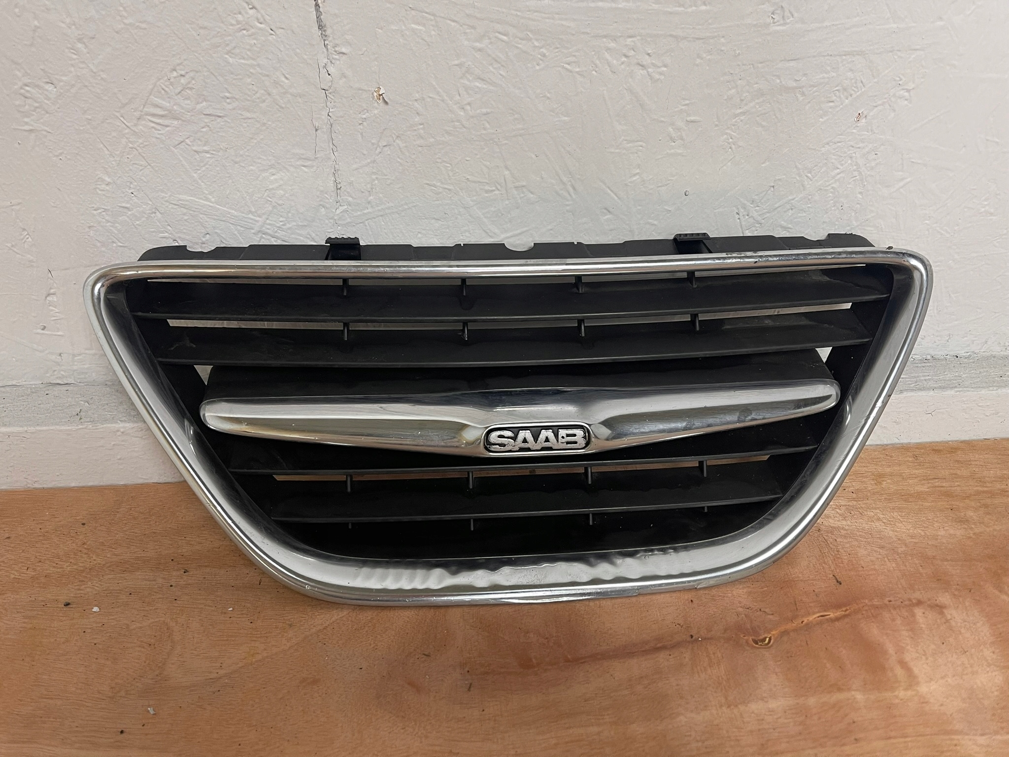SAAB 9-5 LIFT 2001 - 2005 GRILL ATRAPA CHŁODNICY PRZÓD