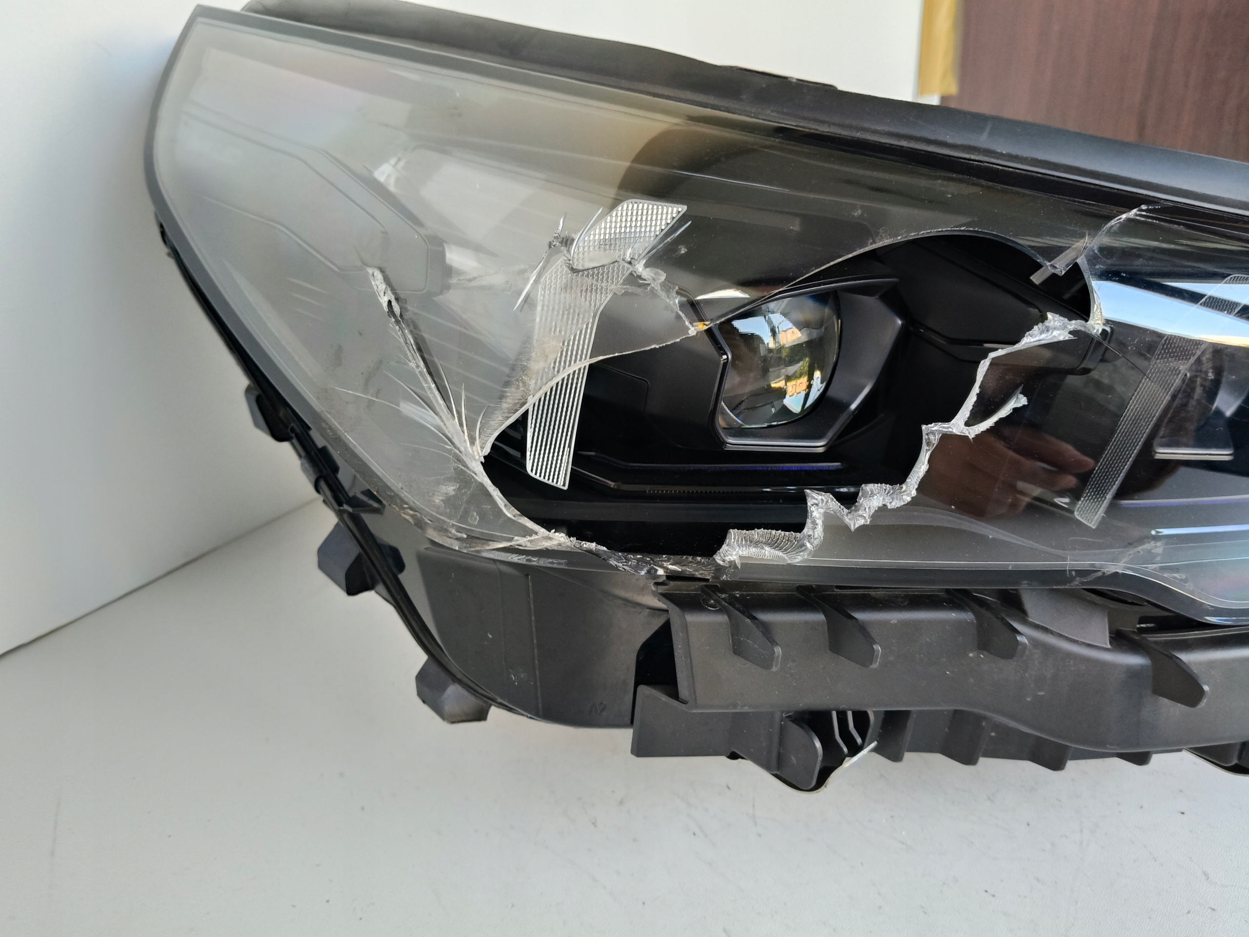 light right REFLEKTOR BMW 5 G60 G61 23- FULL LED SHADOW LINE