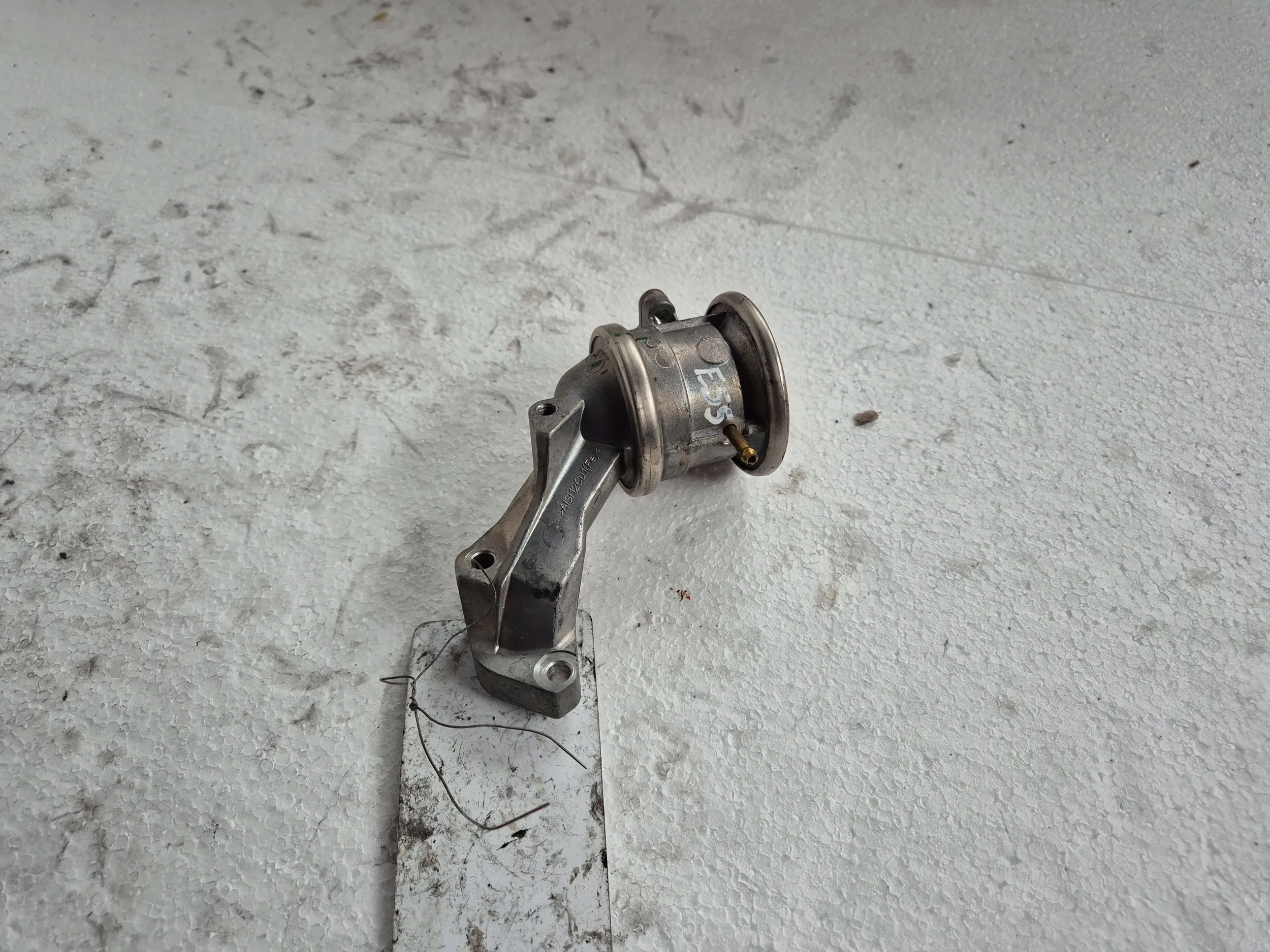 egr ventil 06E131102E Audi A4 A6 A8 3.0 TFSI