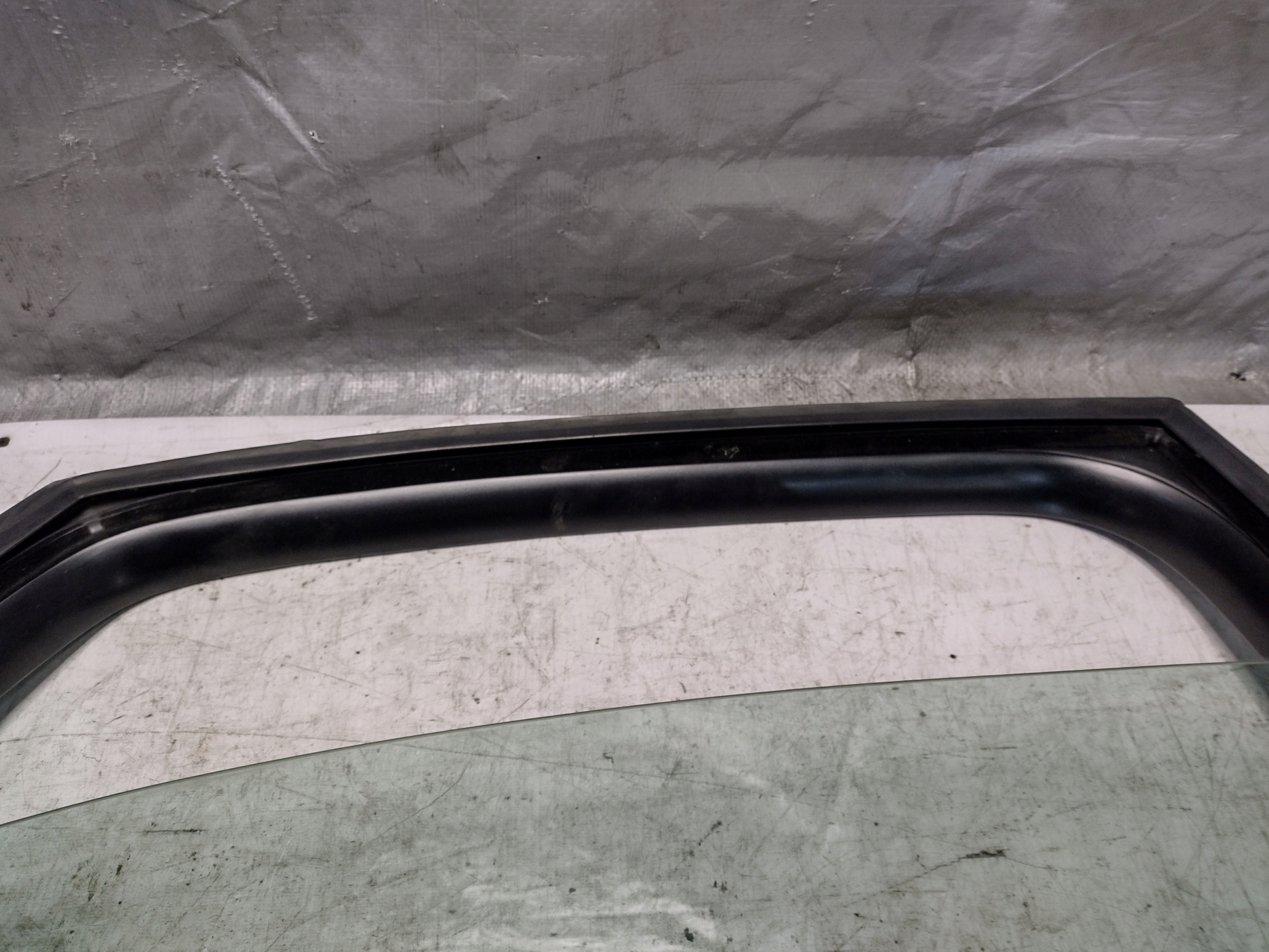 window regulator right rear part Audi A4 B6 sedan