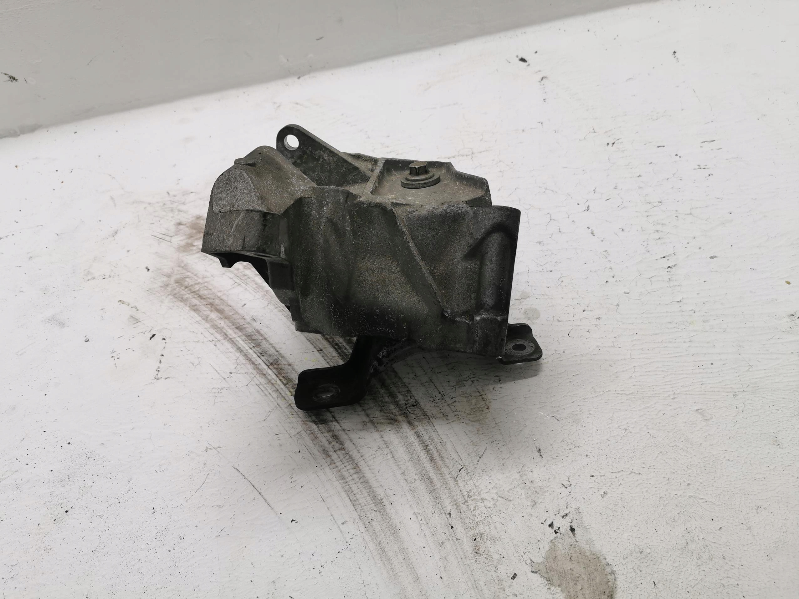 Supporti motore usato VOLVO V60 II 10-18 2.4D