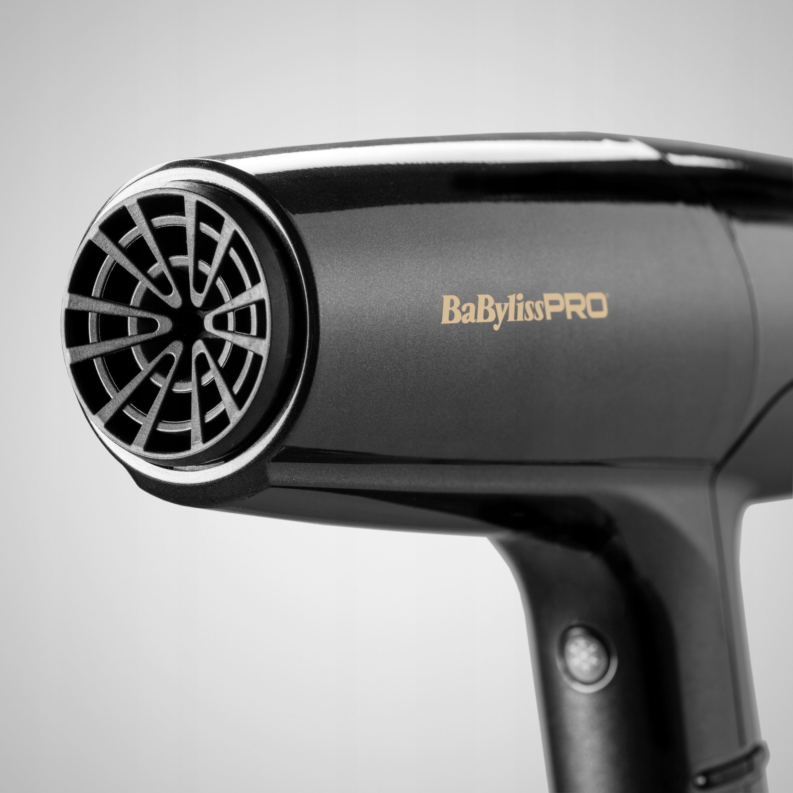 BABYLISS PRO SUSZARKA FALCO Ultracicha z jonizacją BAB8550E Kod producenta BAB8550E