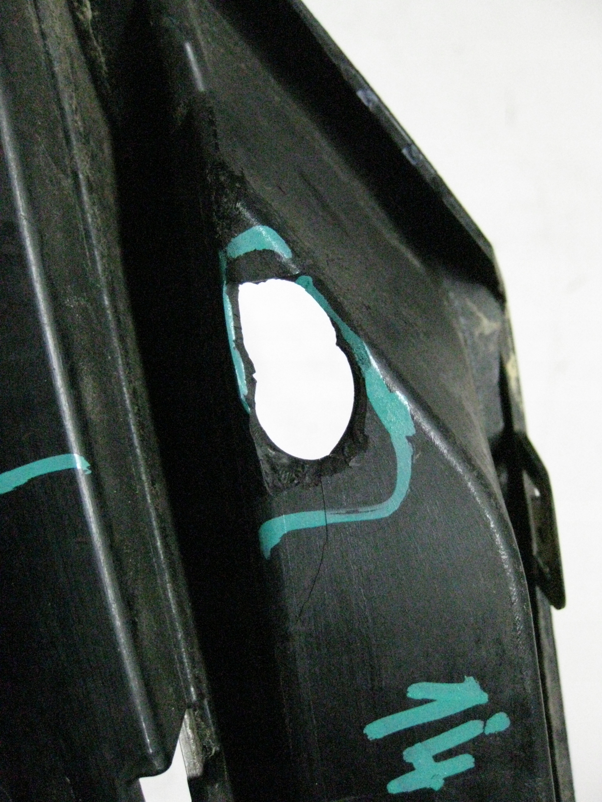 BMW F31 2.0D 14R grid of a bumper left front