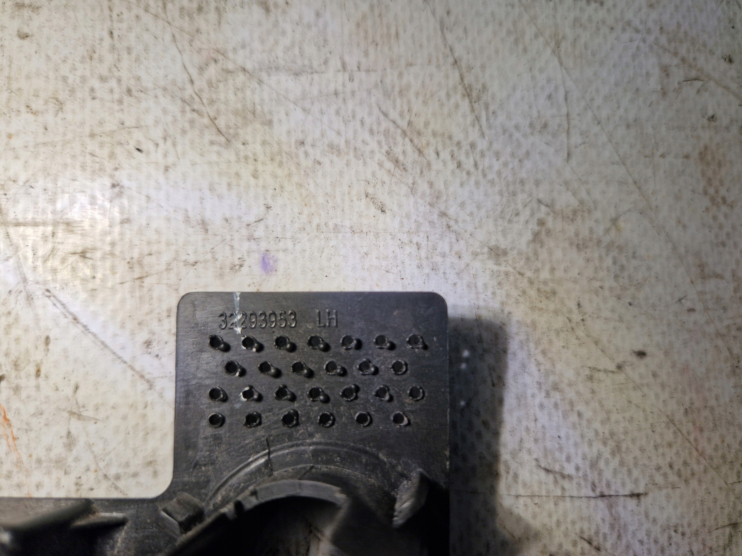 console holder of the sensor PDC original VOLVO 32293953-LH