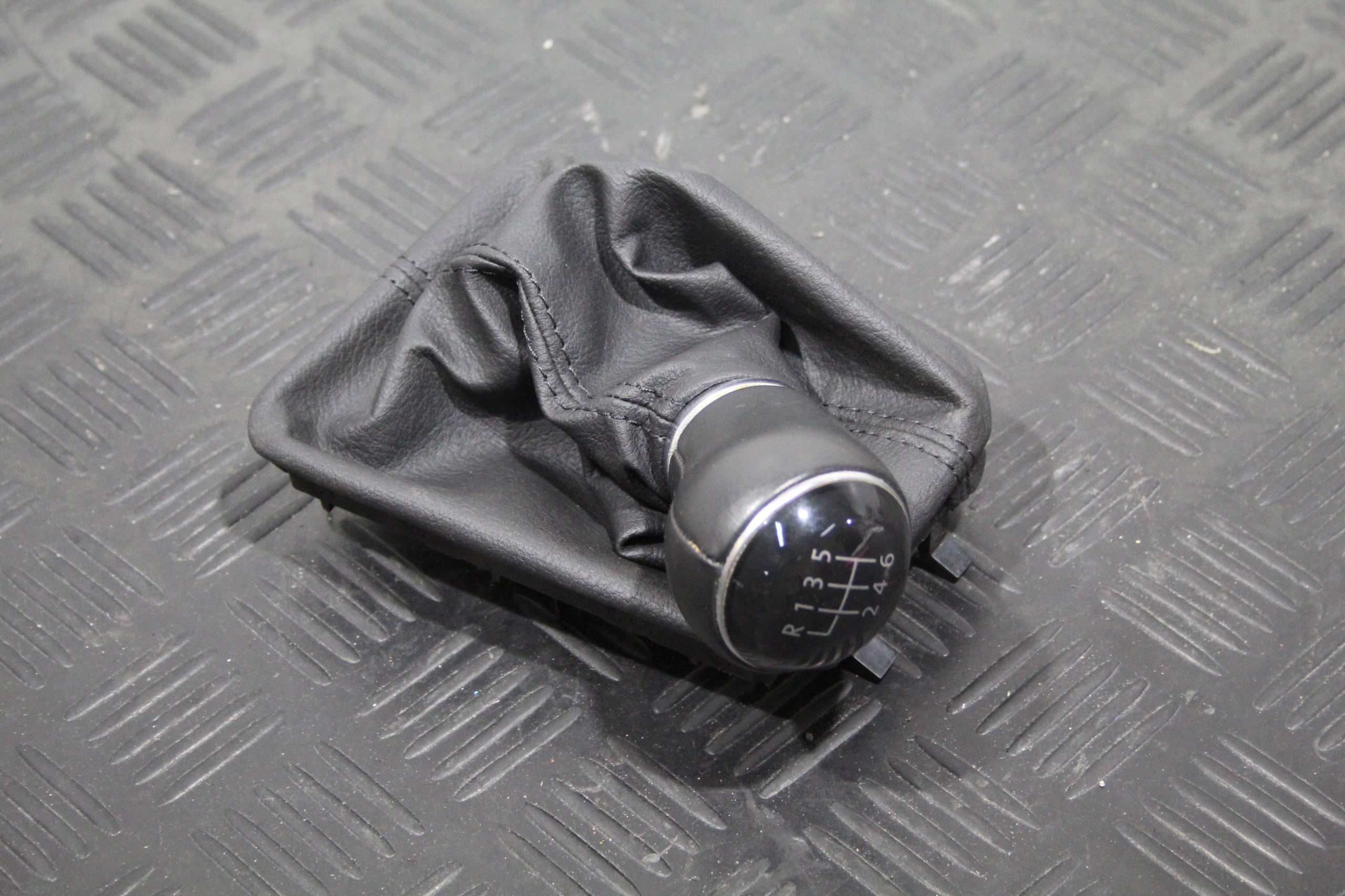 Schaltknopf TAIGO 2G7