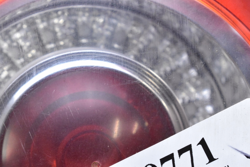 фонарь левый 1K5945093 vw JETTA 5 V седан 05-11