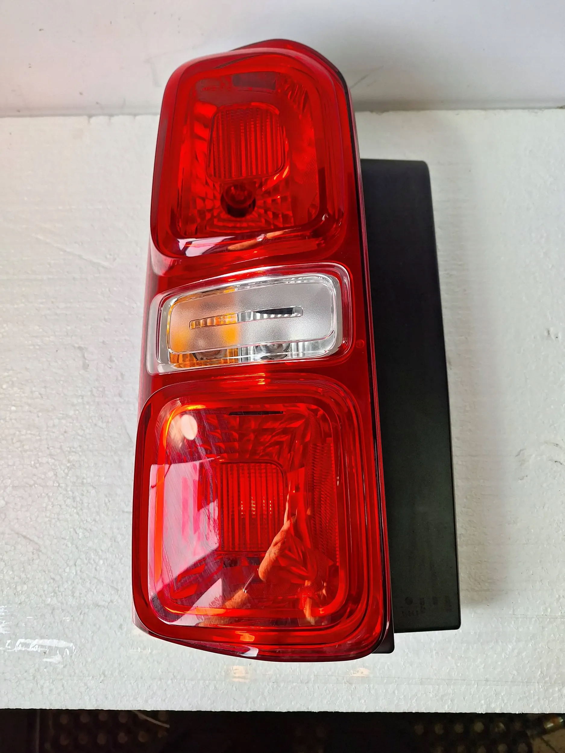 light rear part left 9808243180 Toyota Proace Jumpy 16