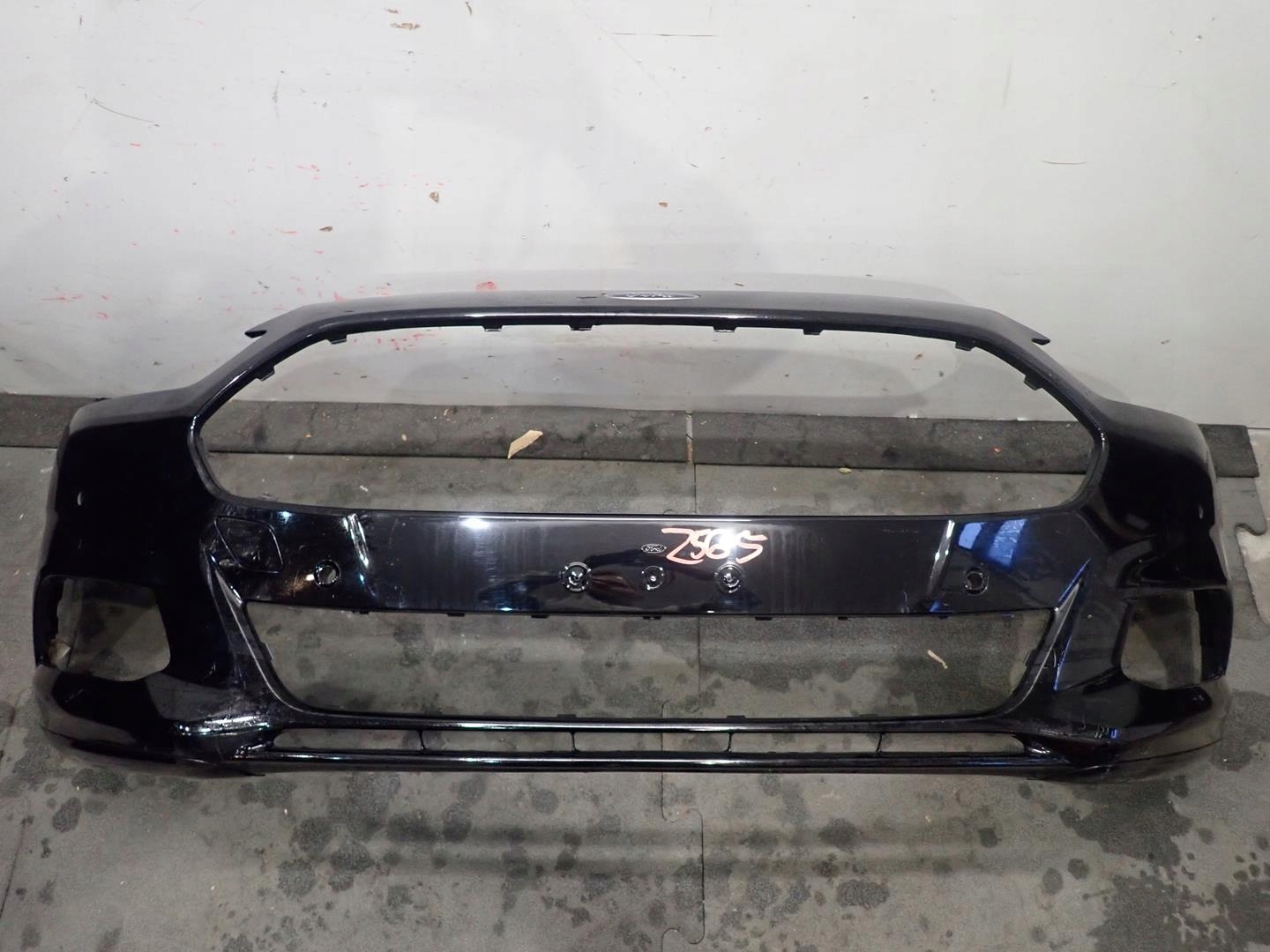 nárazník předek přední FORD MONDEO MK5 2014