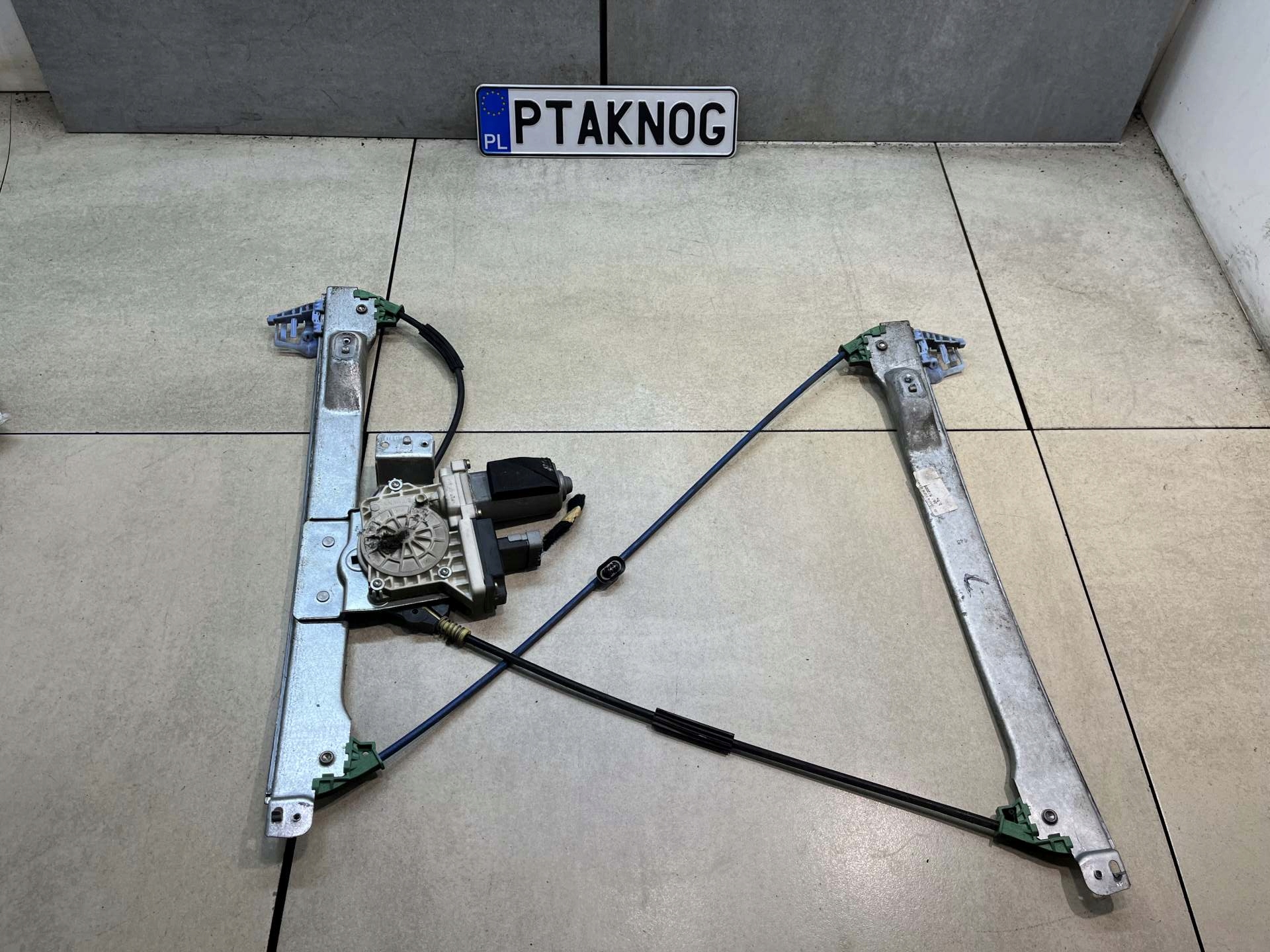 Lève vitres Vitre Gauche CITROEN C2 1.4 0206011004