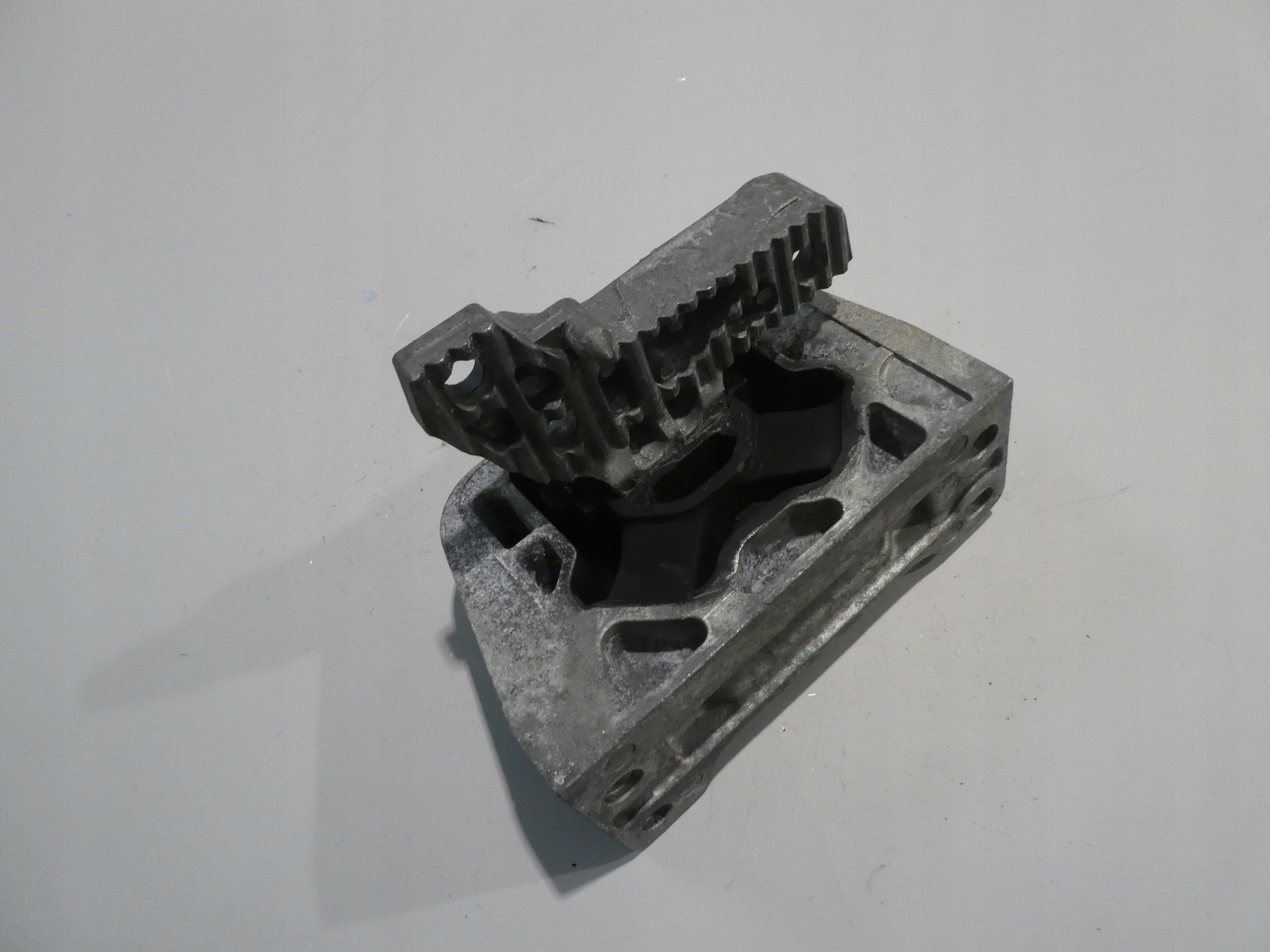 engine mount MASTER III 112108180R