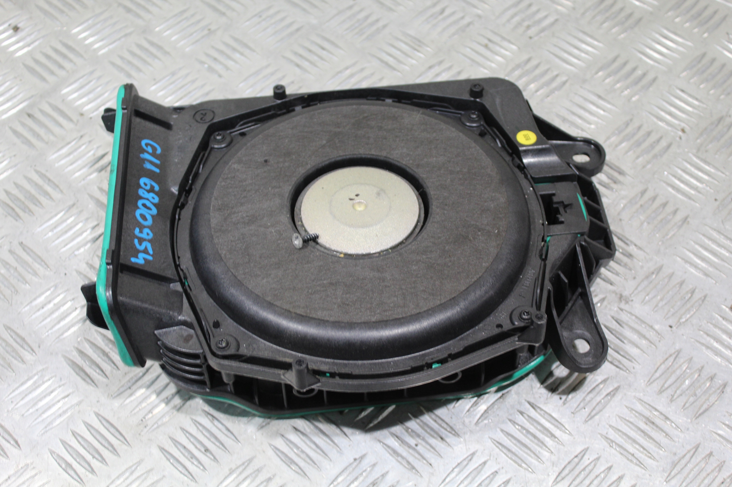 speaker NISKOTONOWY right BMW 7 G11 6800954