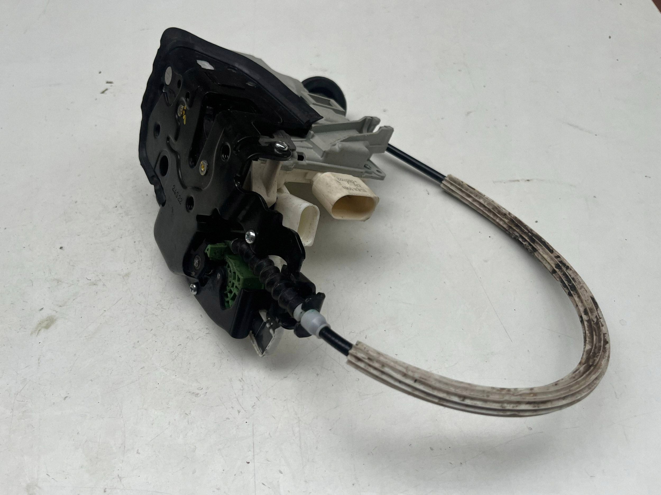AUDI Q7 4M lock door left front DOCIAG 4M1837015F @M