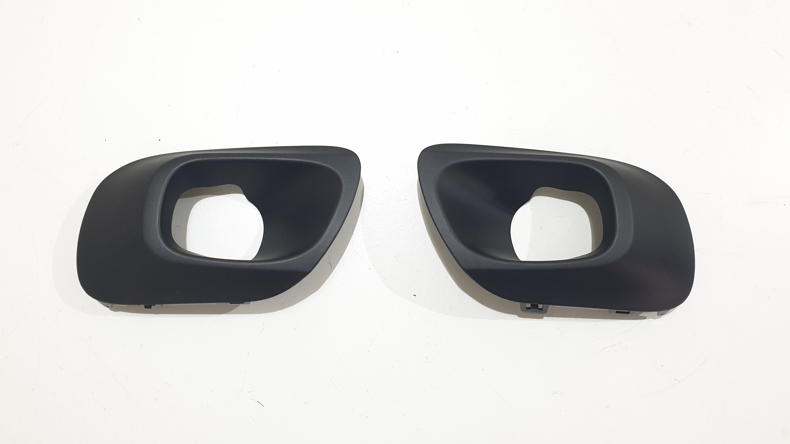 KRATKA ZDERZAKA RAMKA HALOGENU CITROEN C5 AIRCROSS