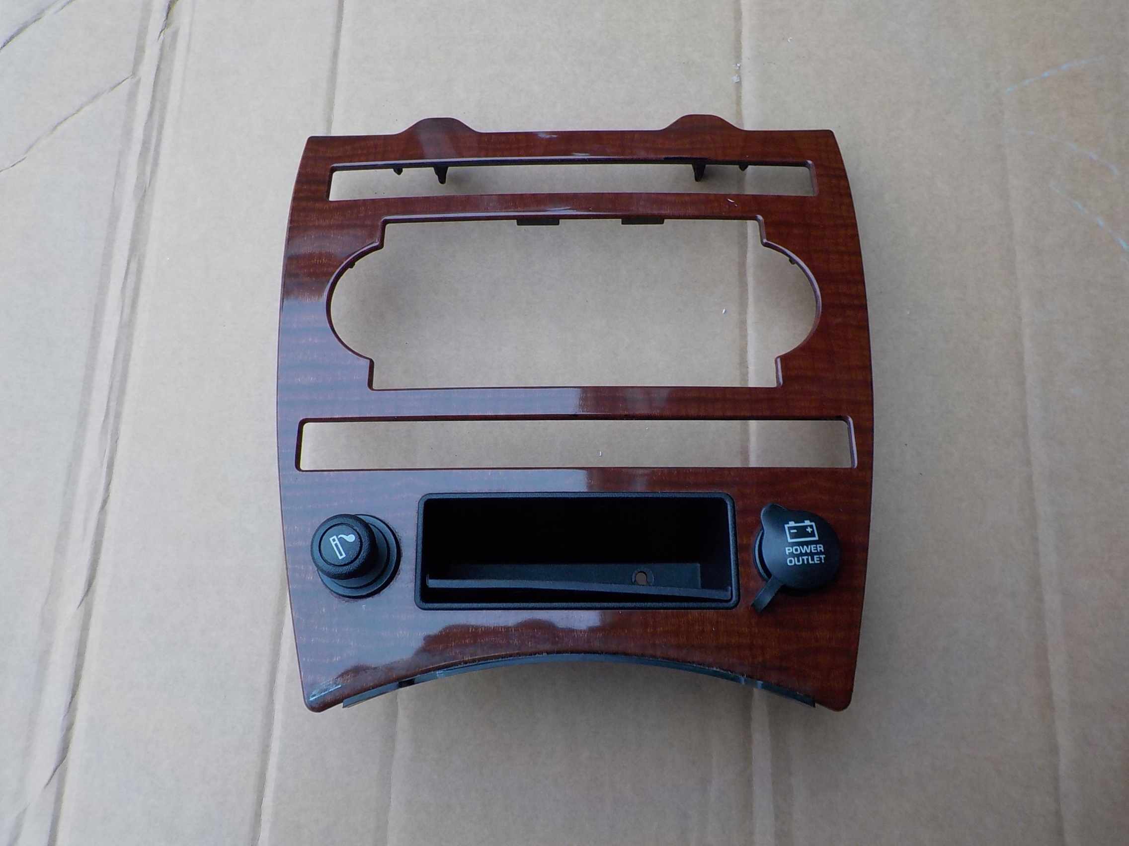 frame central jeep grand cherokee III WK WH 2007r