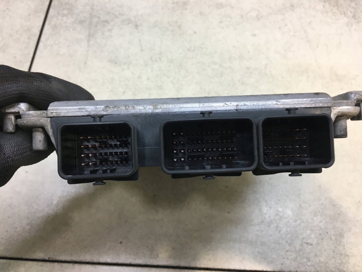 control unit of the engine 206 2.0 HDI 0281010594 9642013980