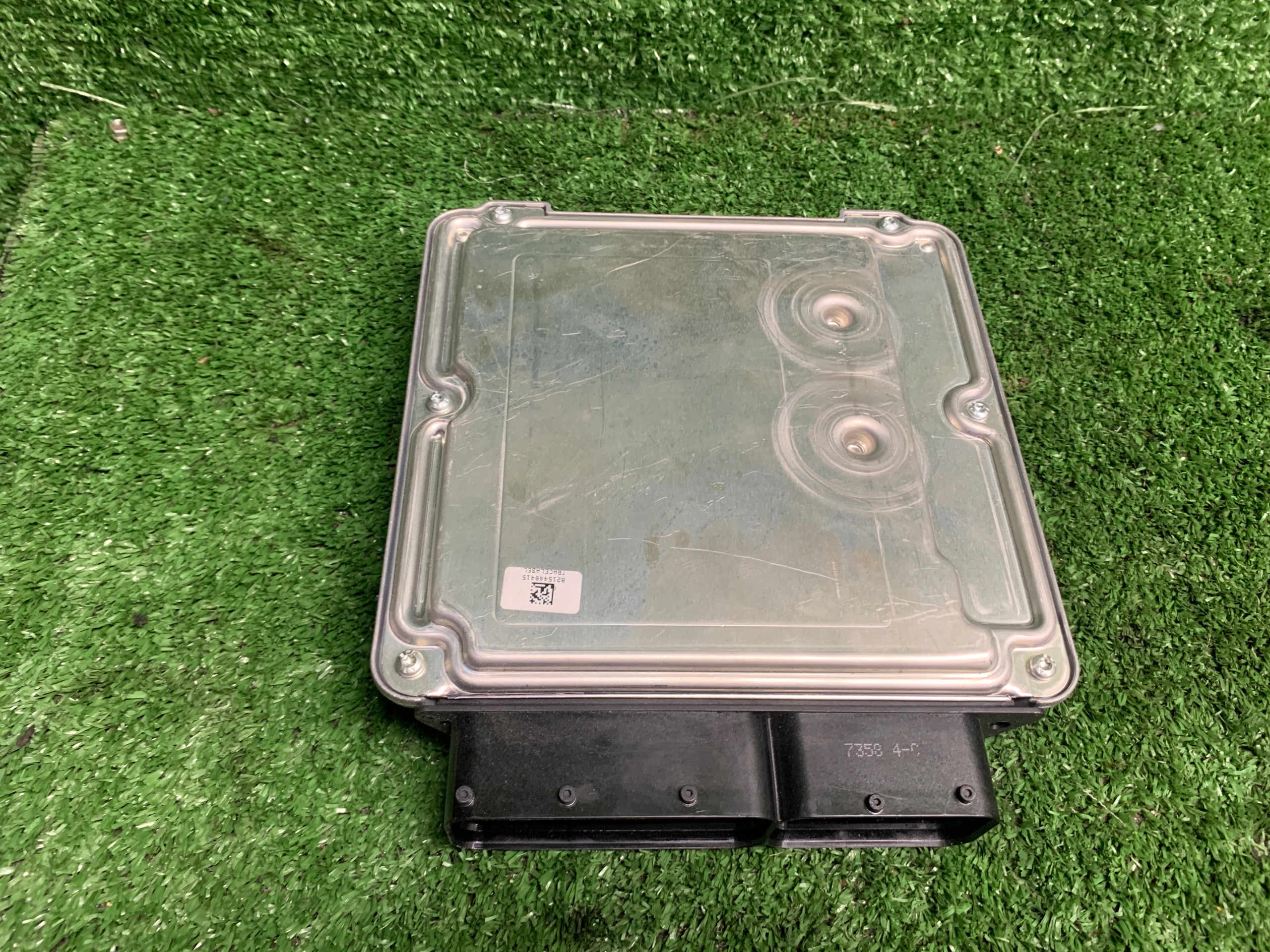 AUDI A6 C6 2.7 TDI computer control unit of the engine 4F7910401
